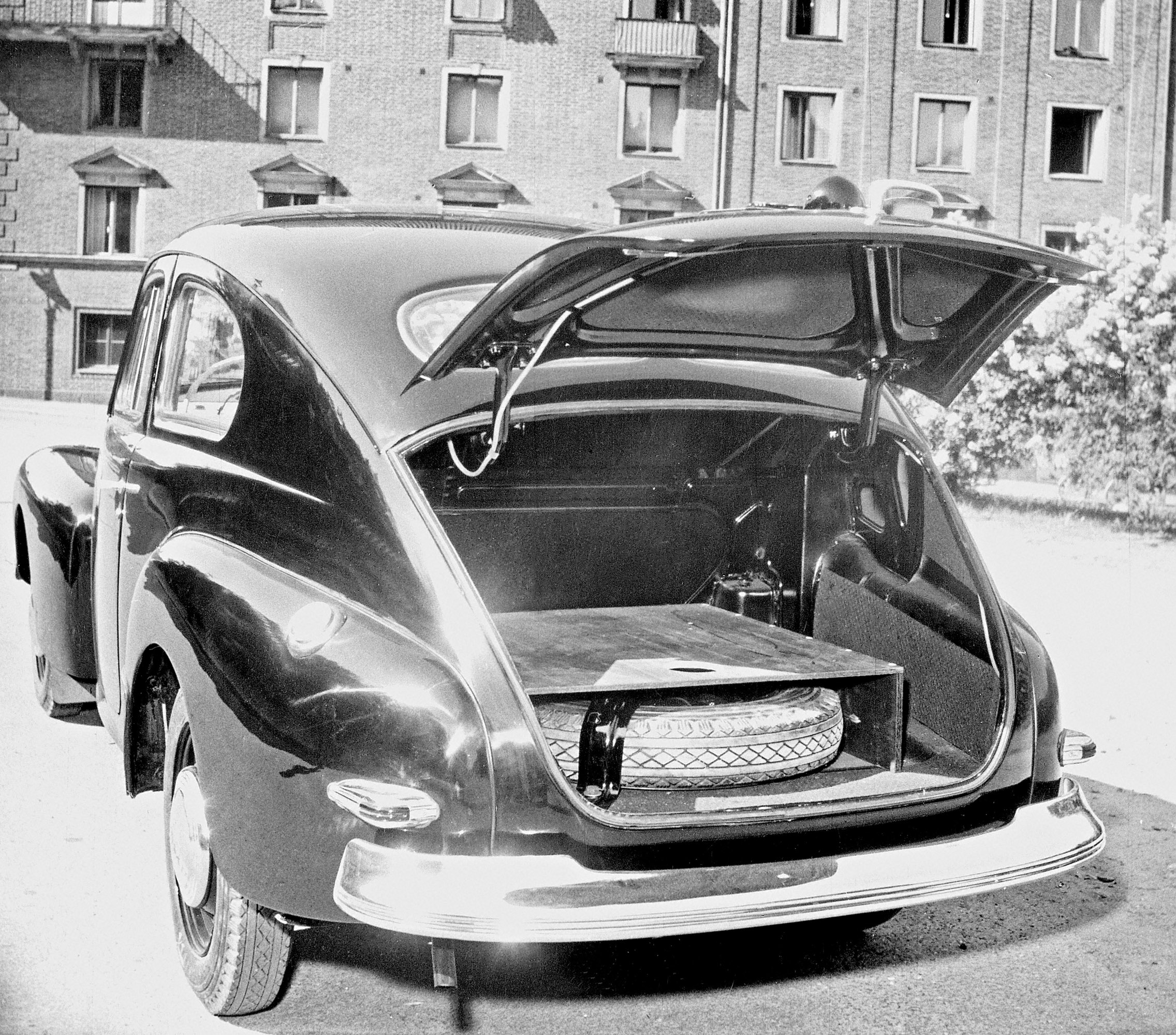 Volvo PV444 photo #21