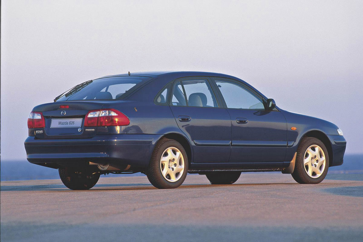 Mazda 626 photo #18