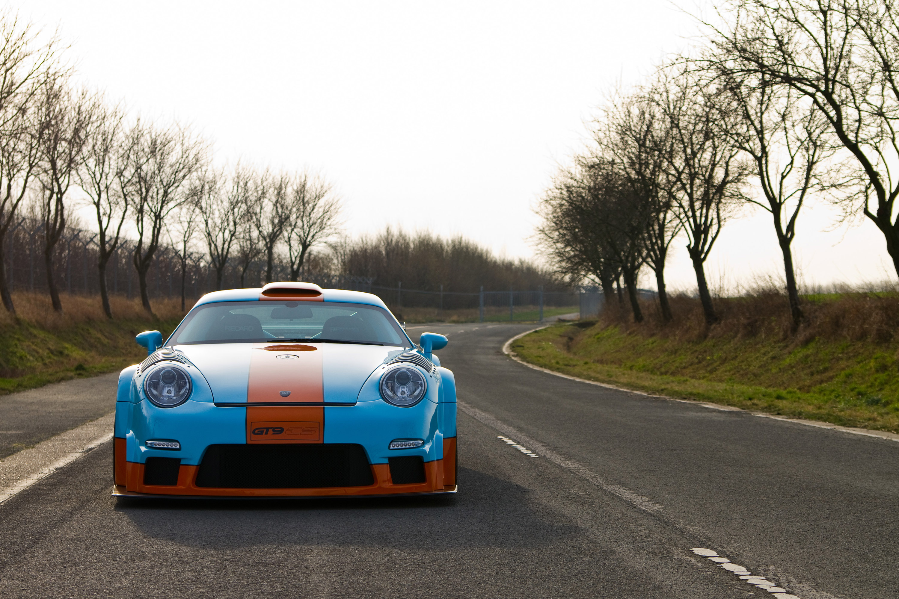9ff Porsche GT9-CS photo #6