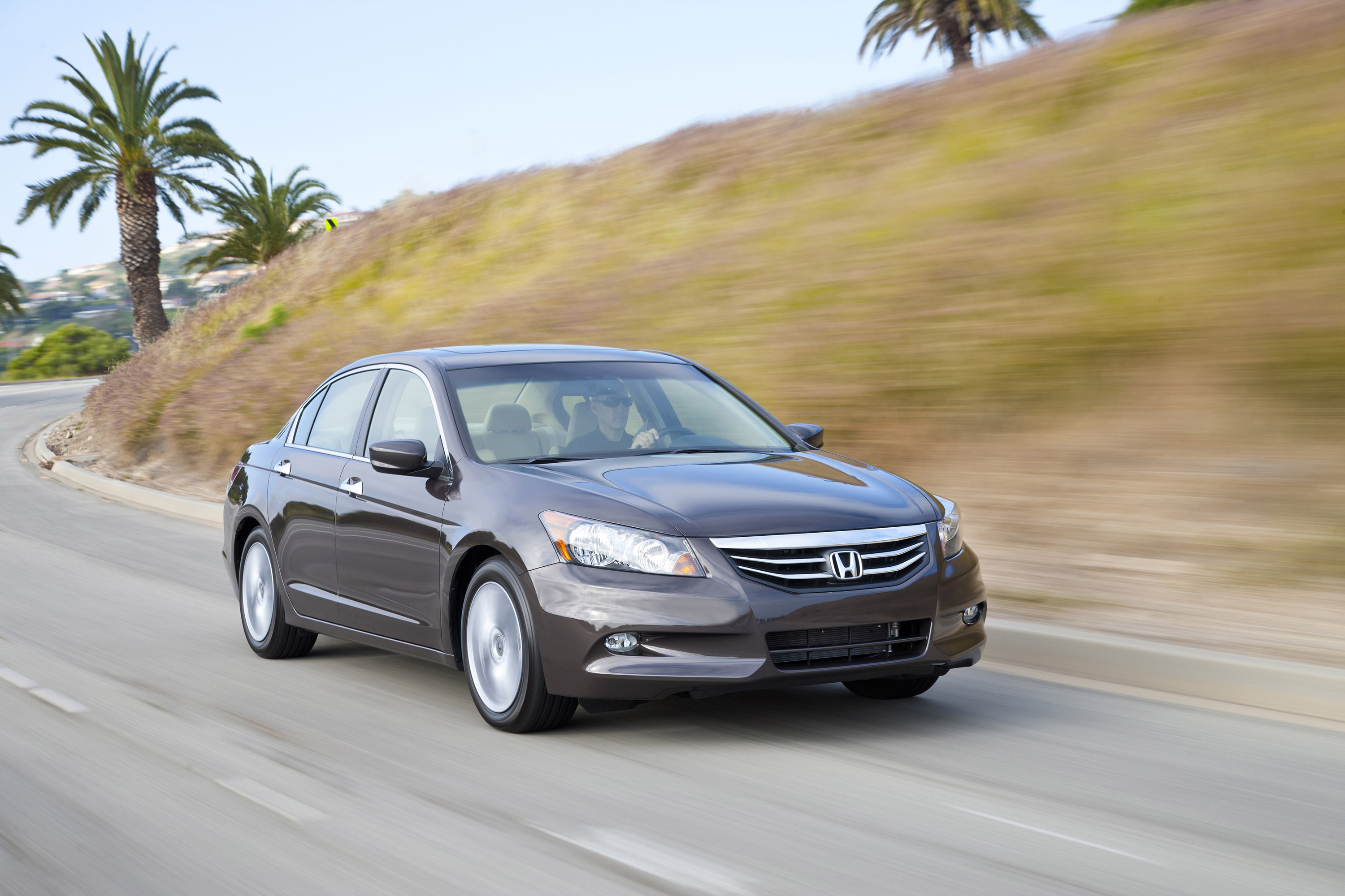 Honda Accord photo #7
