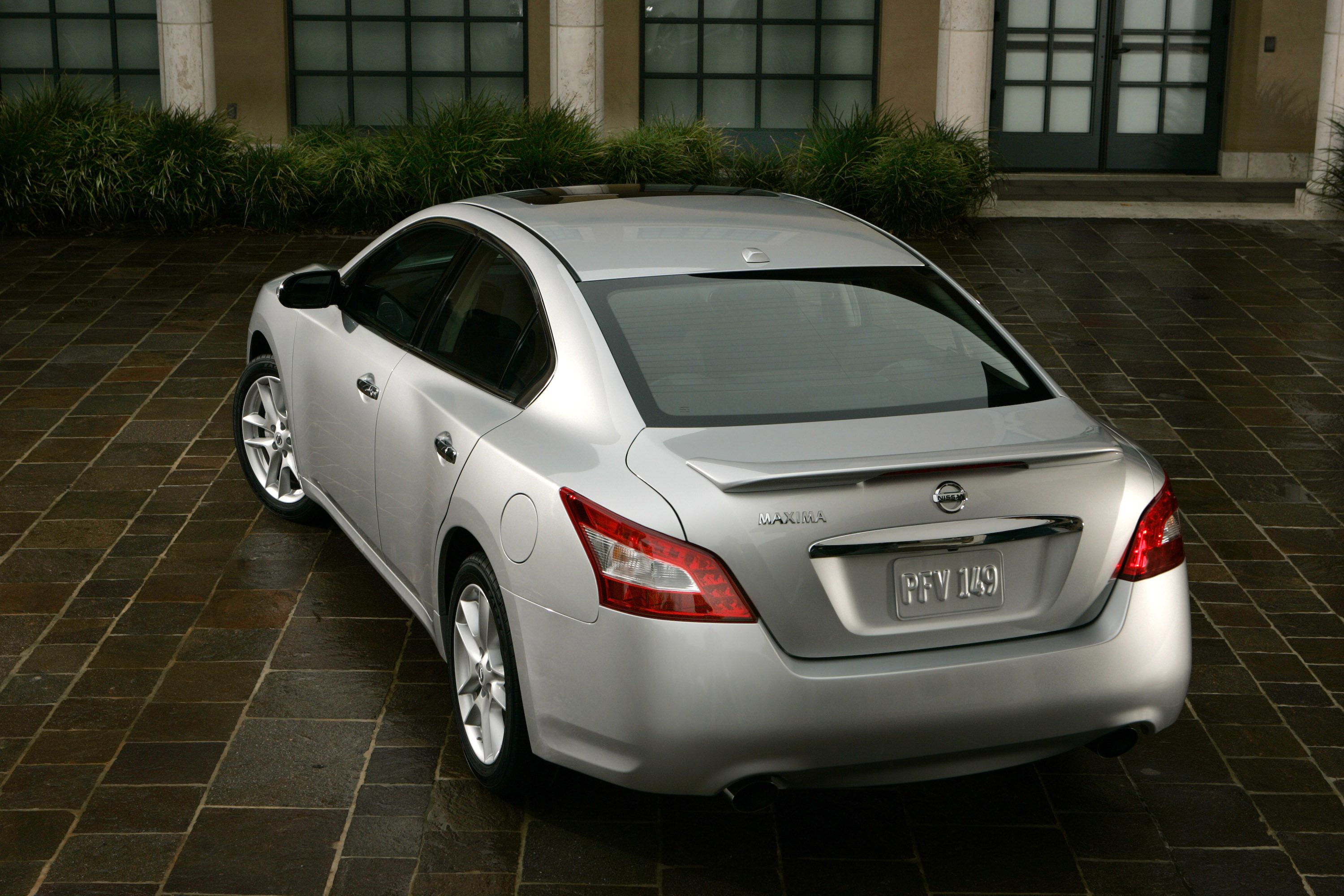 2011 Nissan maxima music box #4