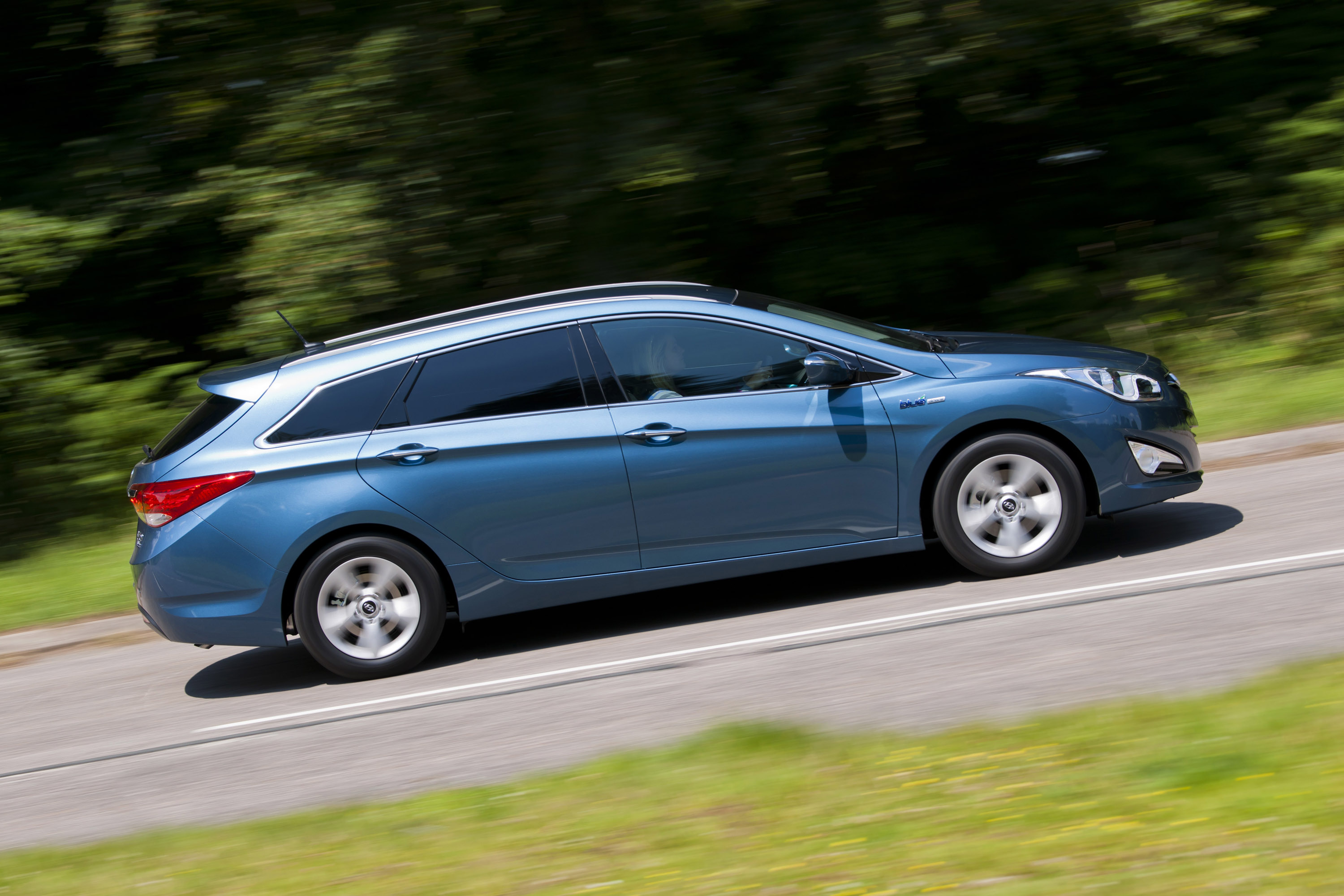 Hyundai i40 Tourer UK Version photo #18