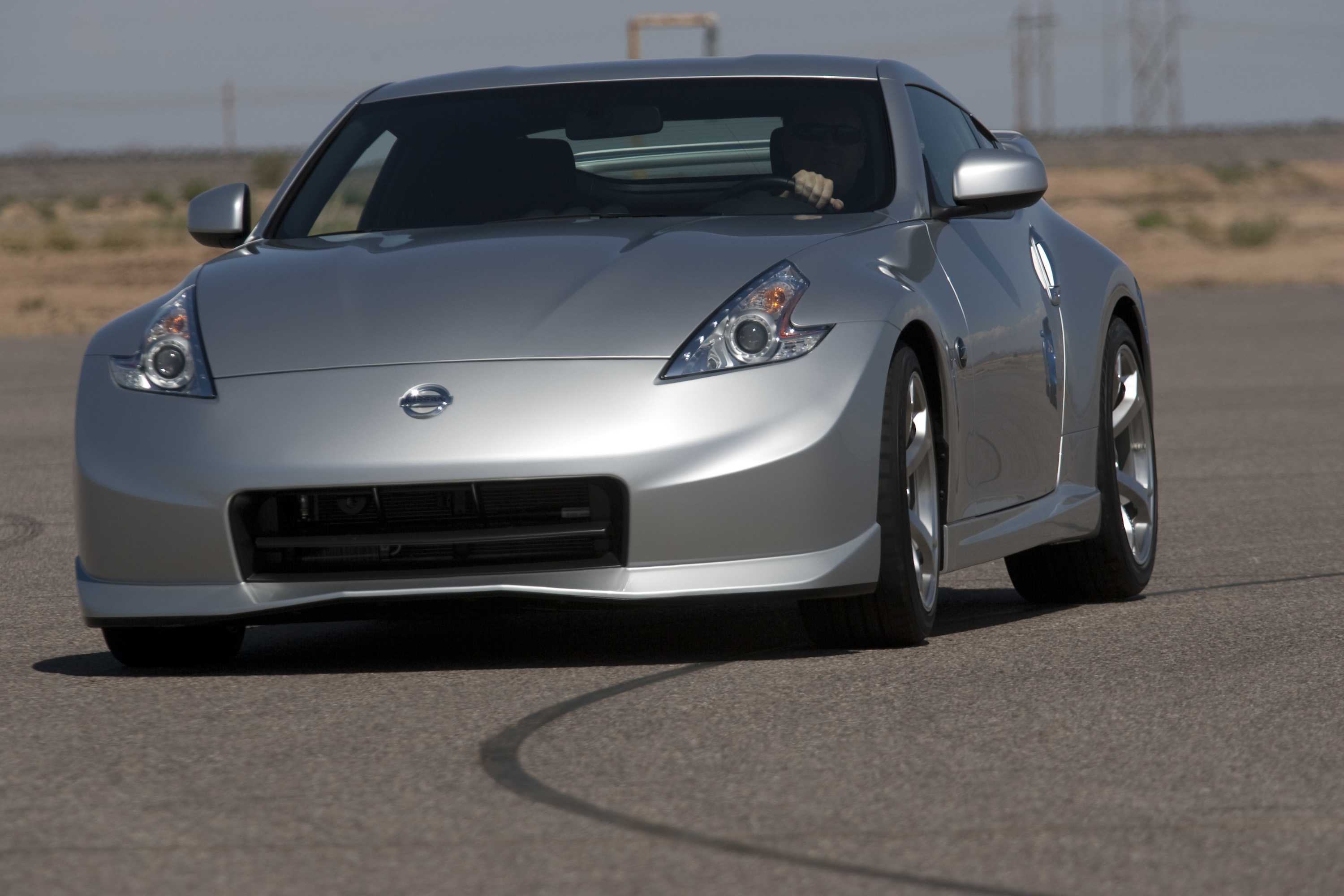 Nissan 370z nismo tire size #4