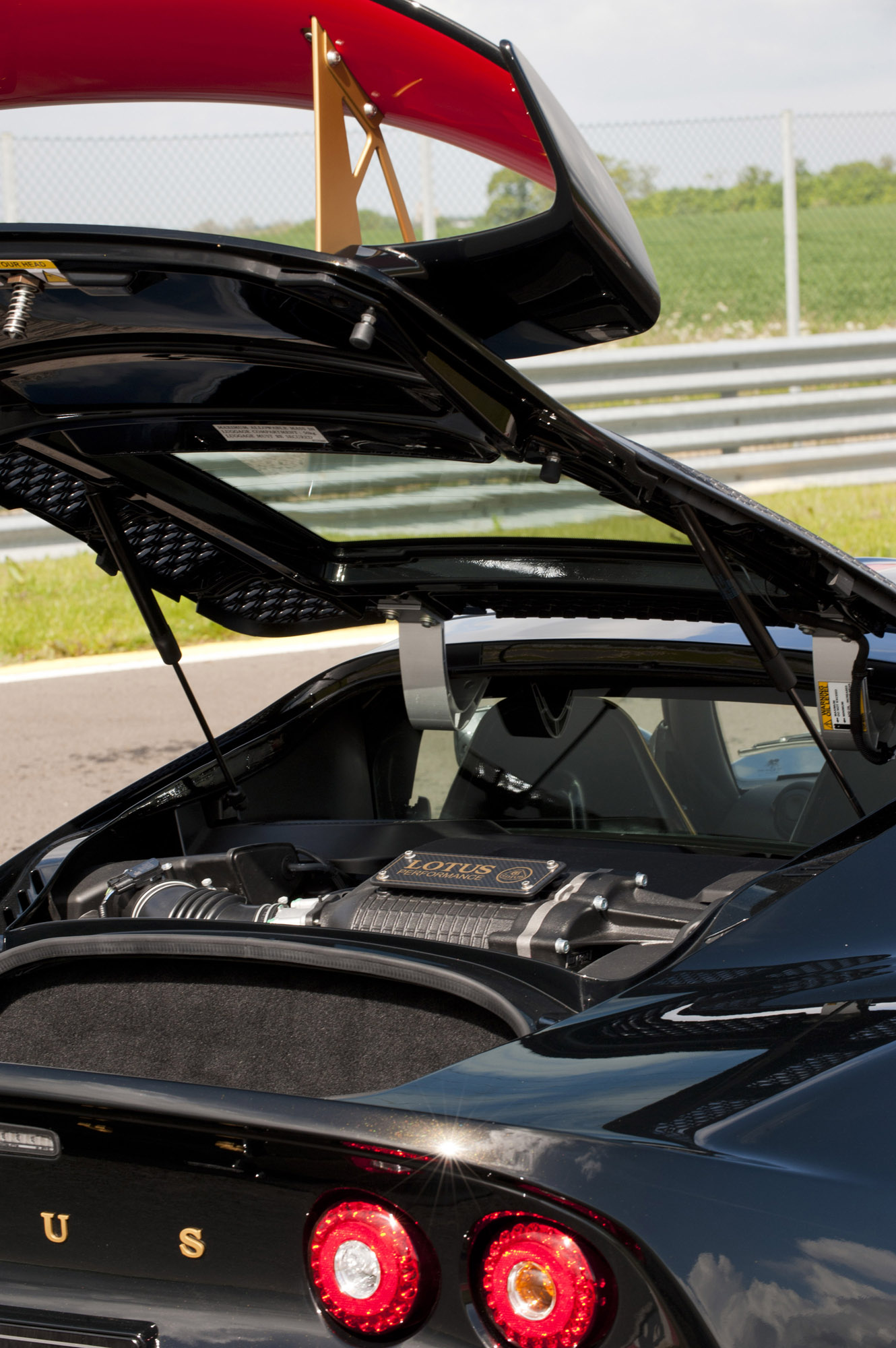 Lotus Exige LF1 photo #29