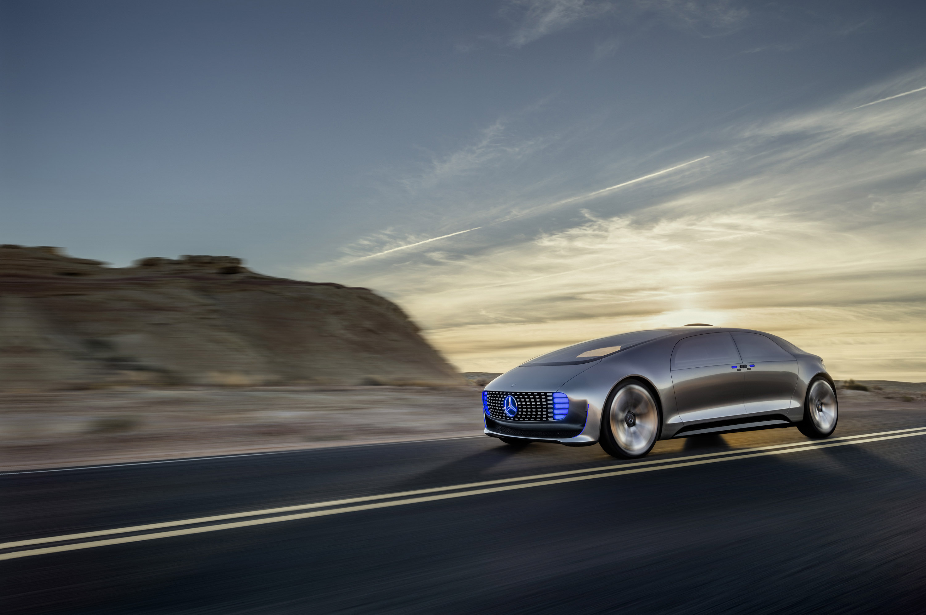 2015 Mercedes-Benz F015 Luxury in Motion Concept thumbnail photo 82950
