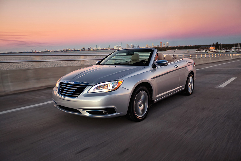 2014 Chrysler 200 Convertible - HD Pictures @ carsinvasion.com