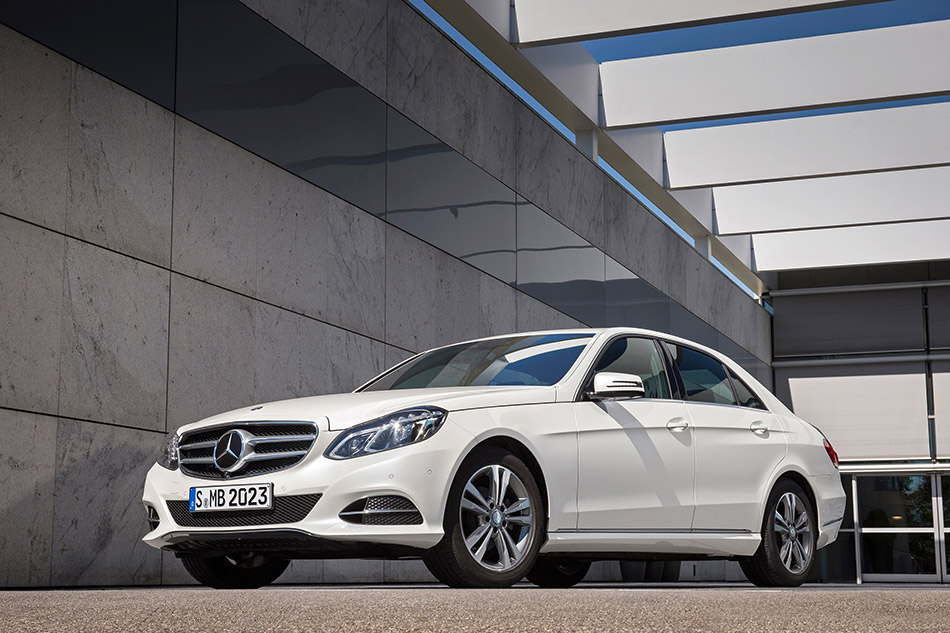 2014 MercedesBenz E200 Natural Gas HD Pictures