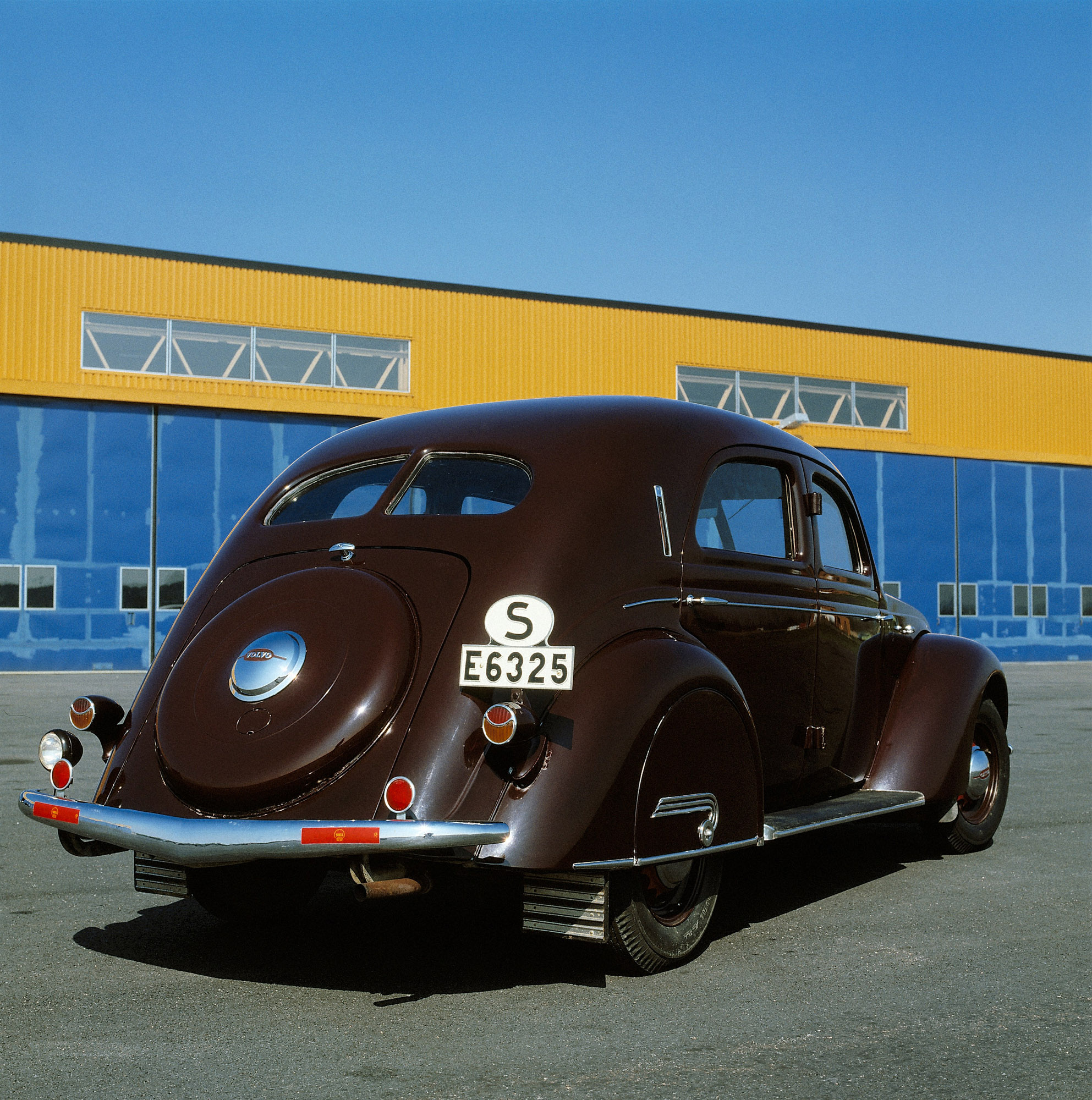 1935-volvo-pv36-carioca-13.jpg