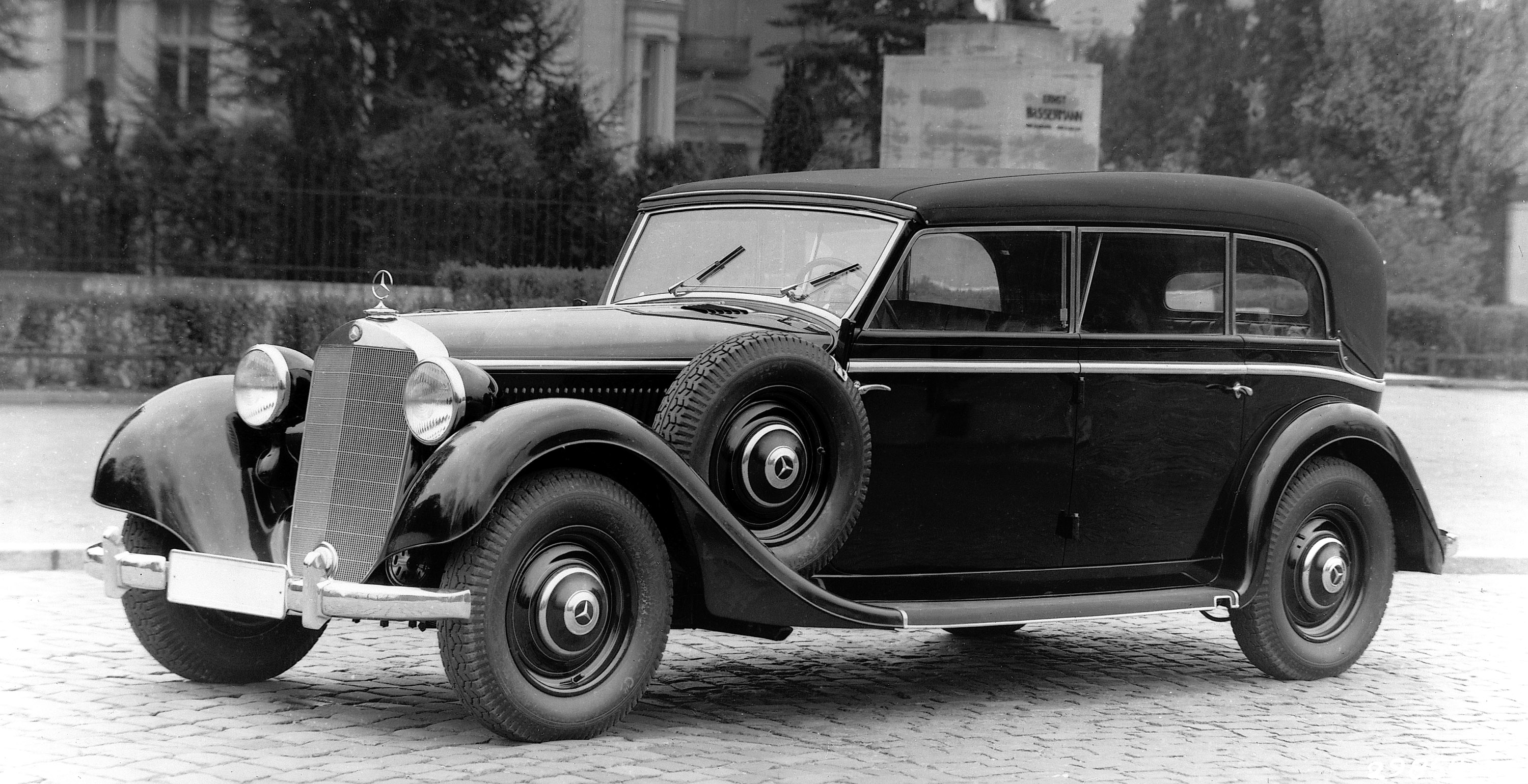 Mercedes-Benz 320 photo #2