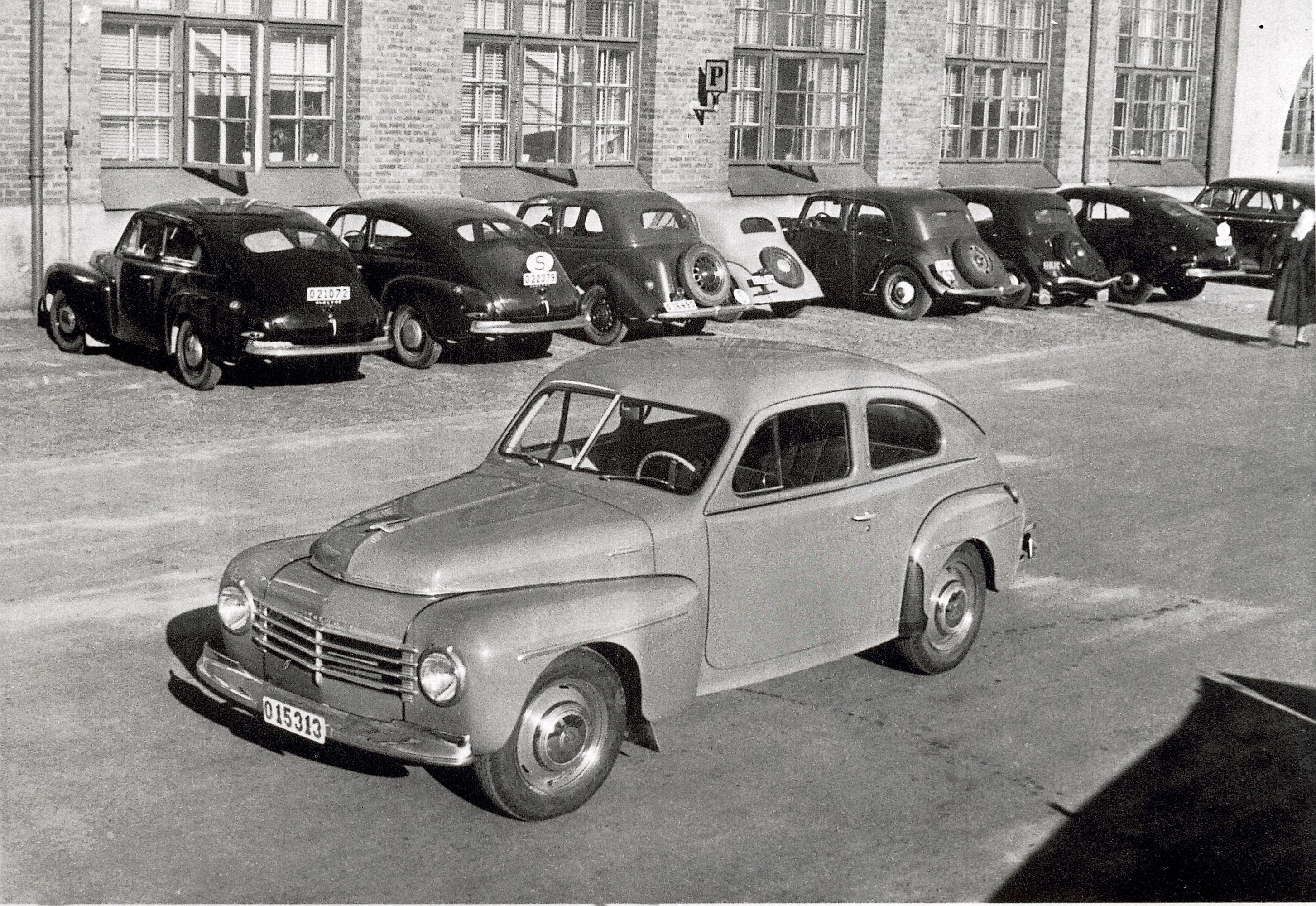 Volvo PV444 photo #17