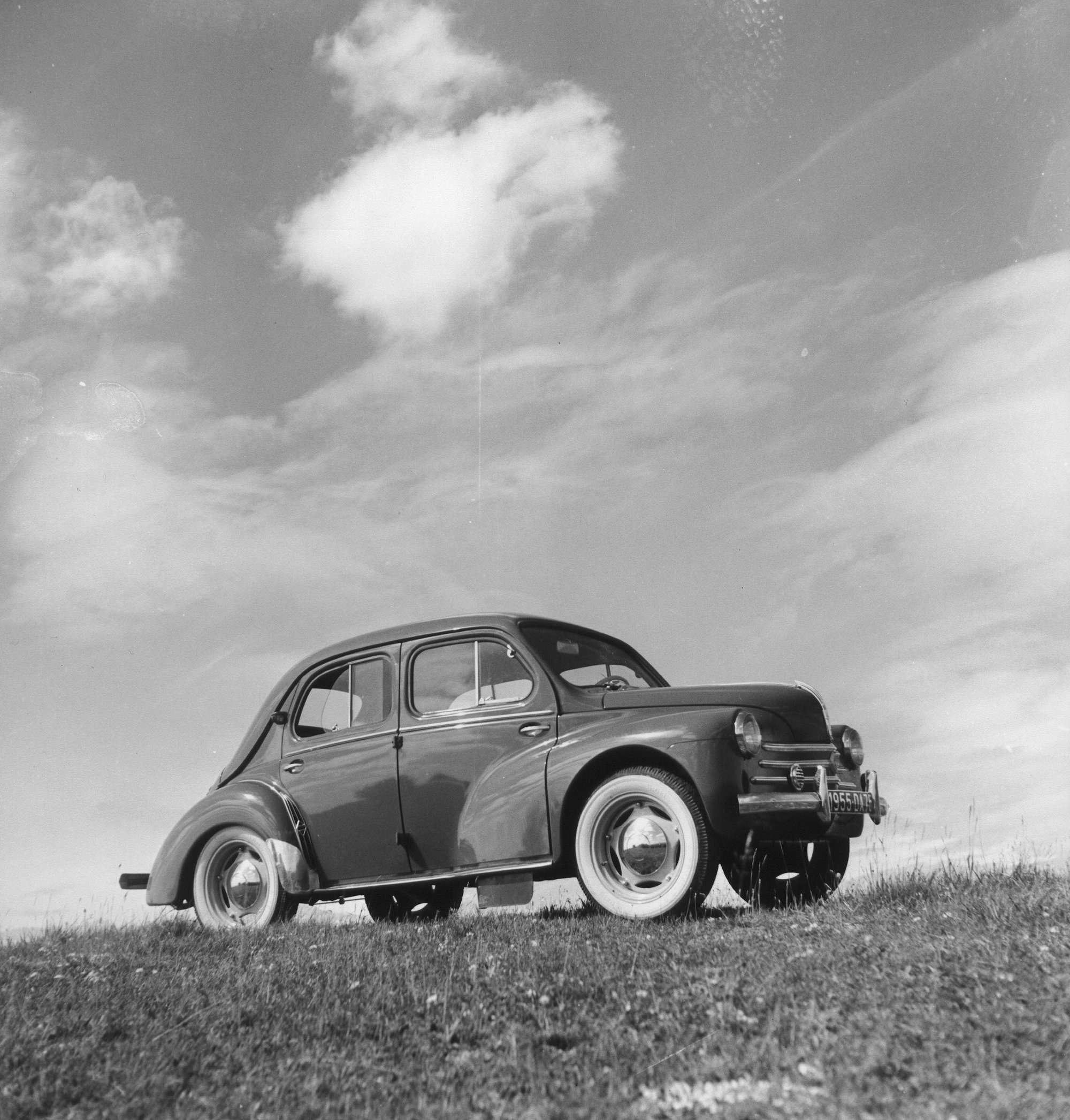 Renault 4CV photo #6