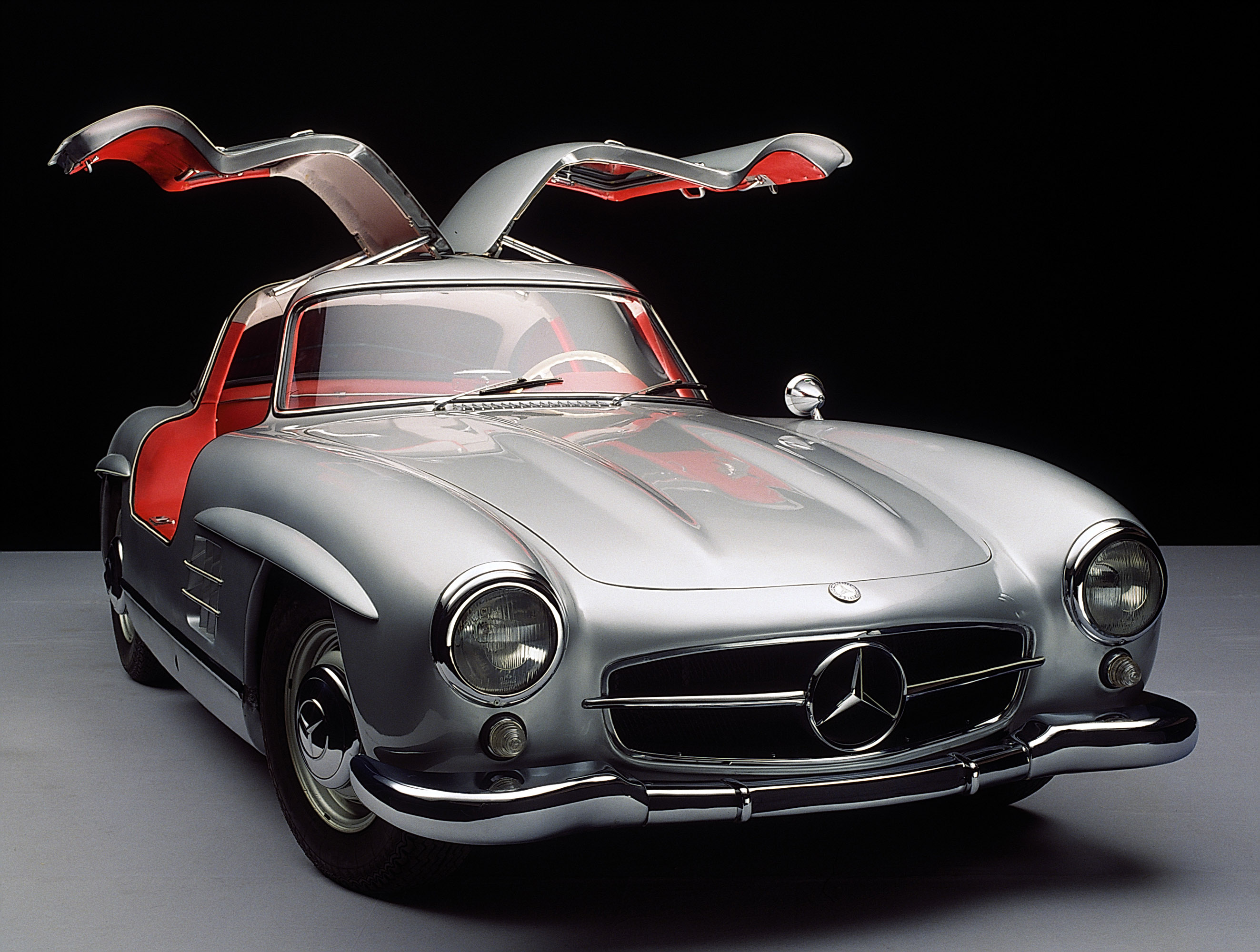 Mercedes-Benz 300 SL photo #1