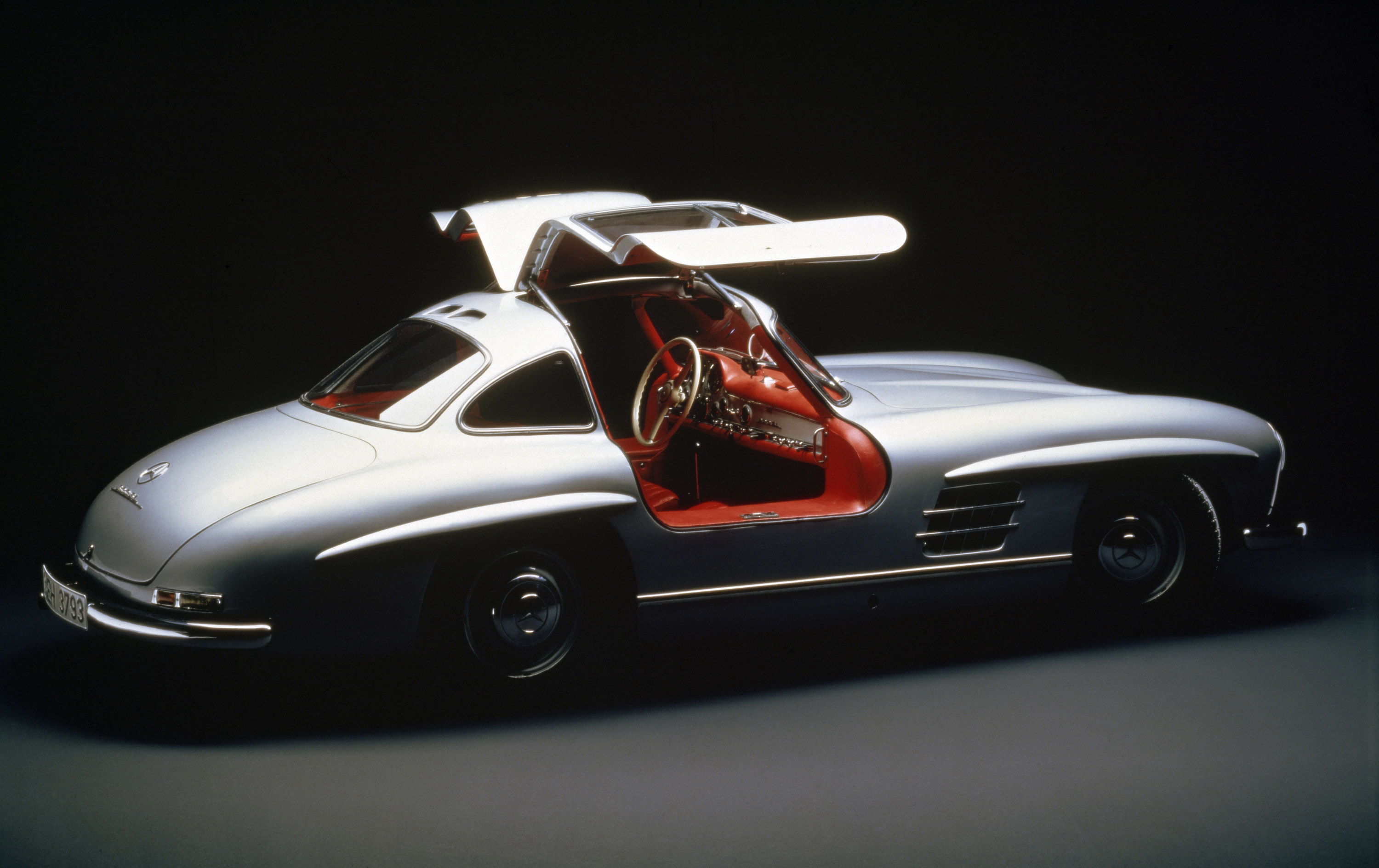Mercedes-Benz 300 SL photo #27