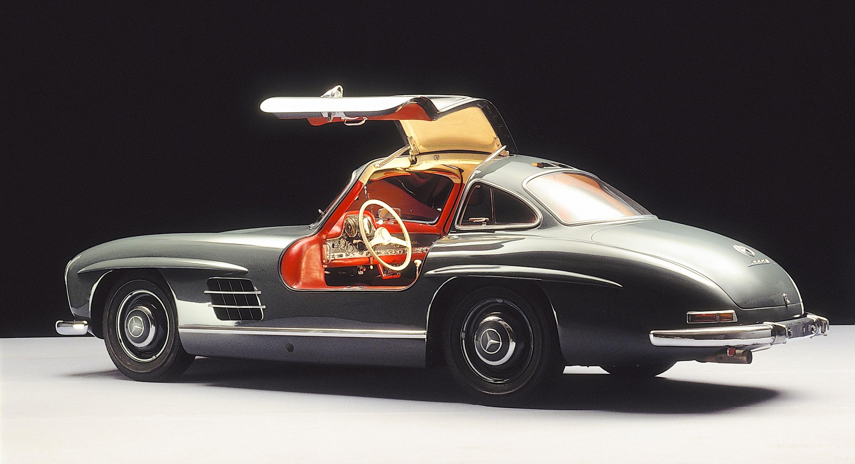 Mercedes-Benz 300 SL photo #28