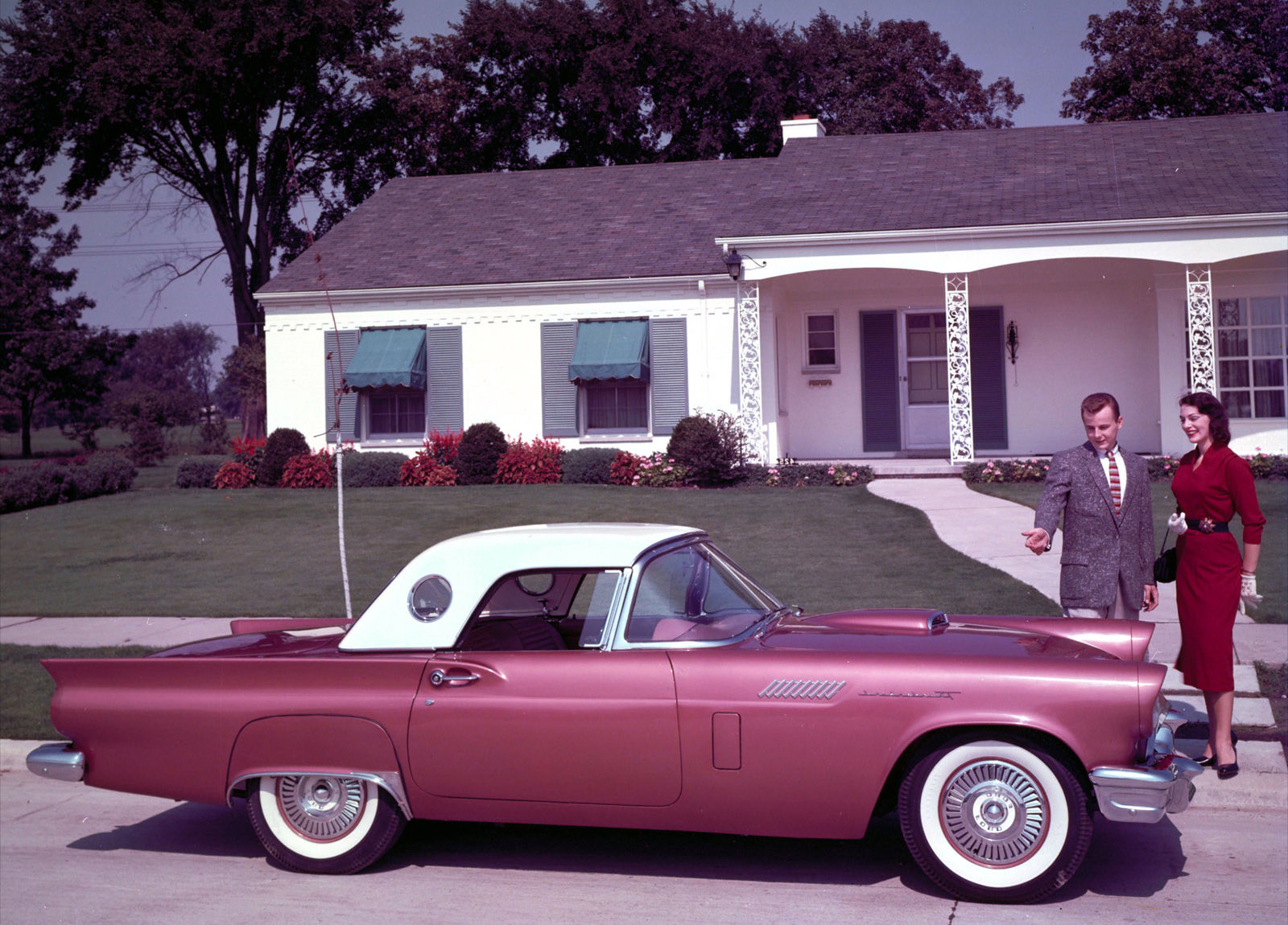 Ford Thunderbird photo #1