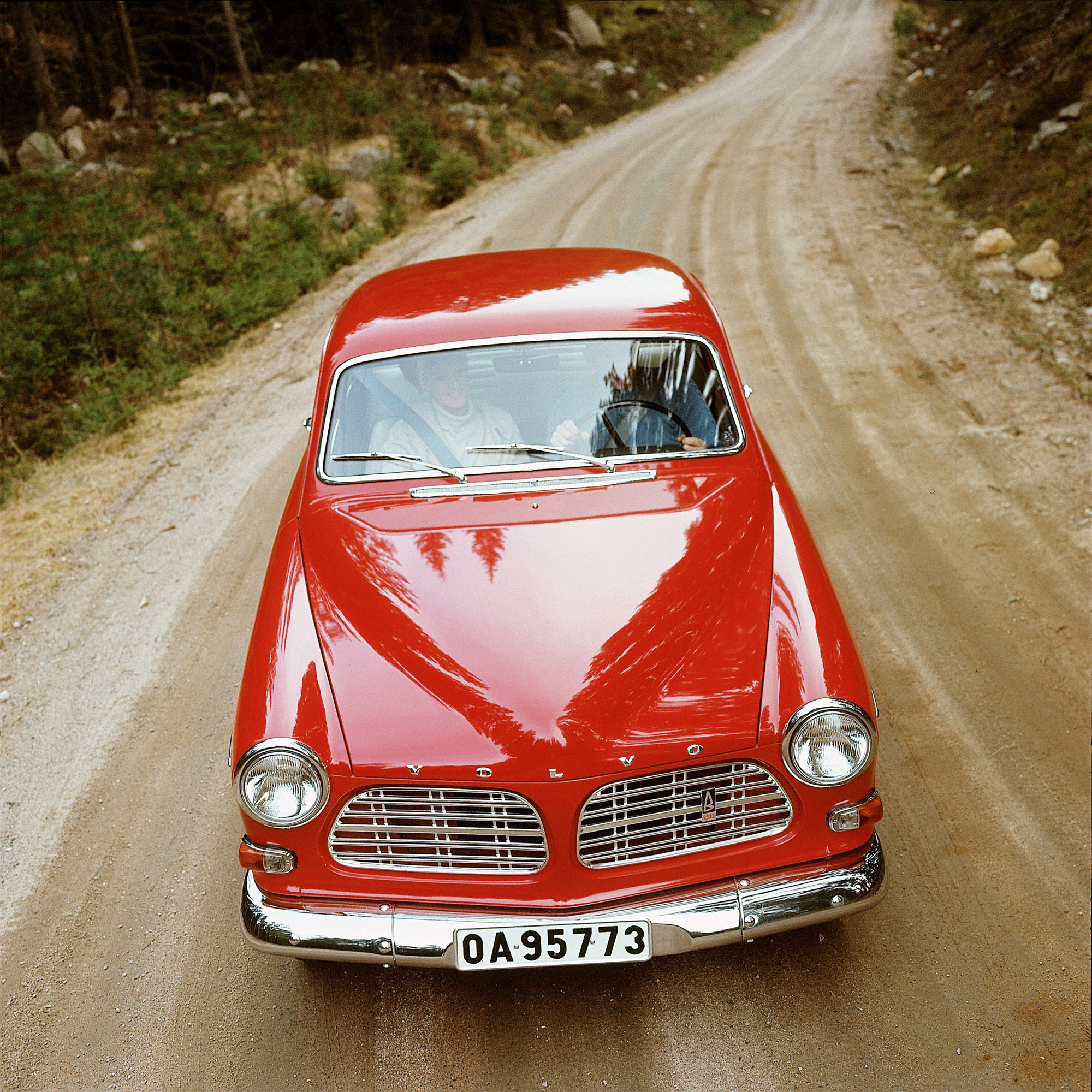 Volvo P130 Amazon 2-D photo #2