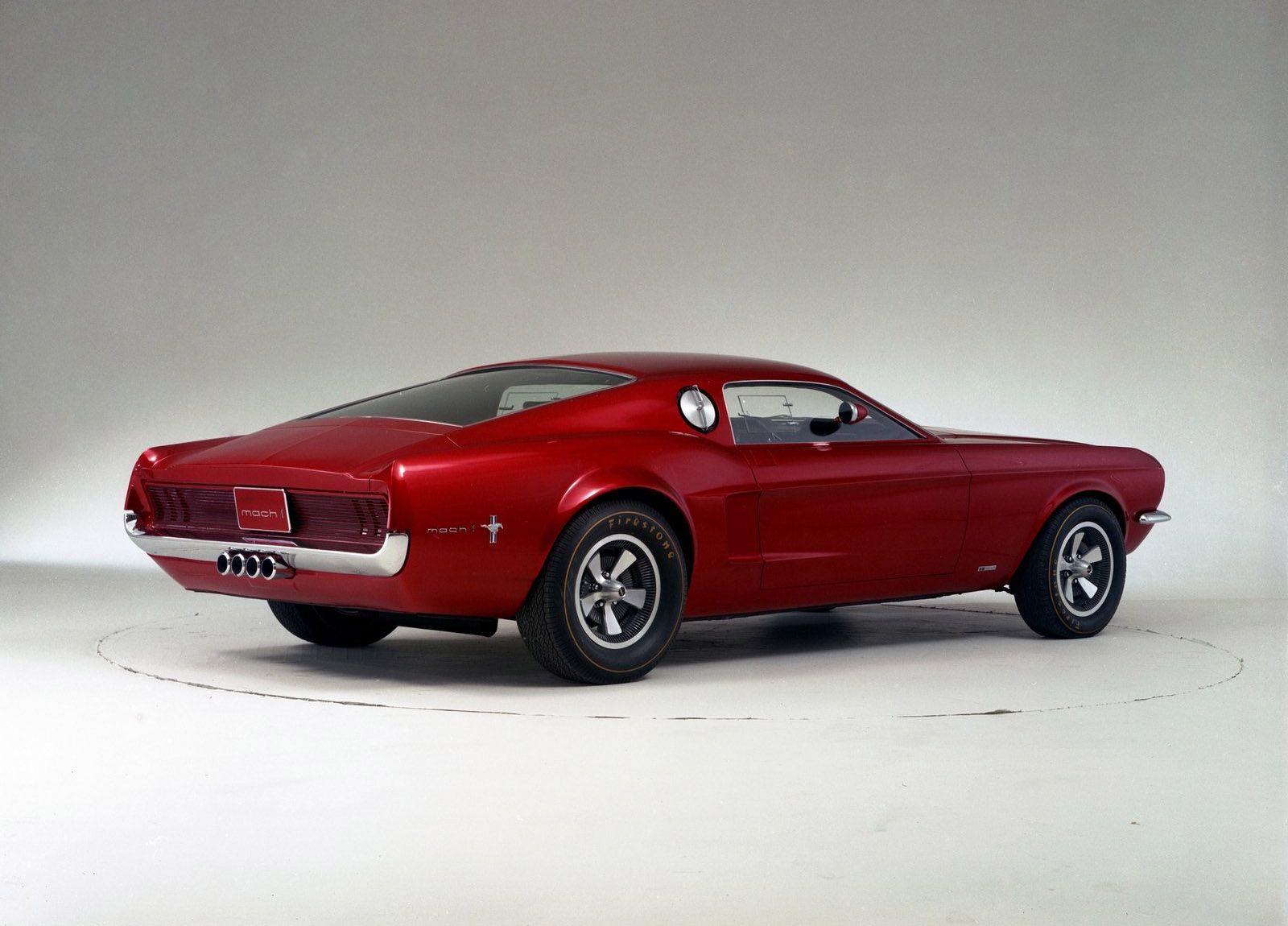Ford Mustang Mach 1 Concept photo #3