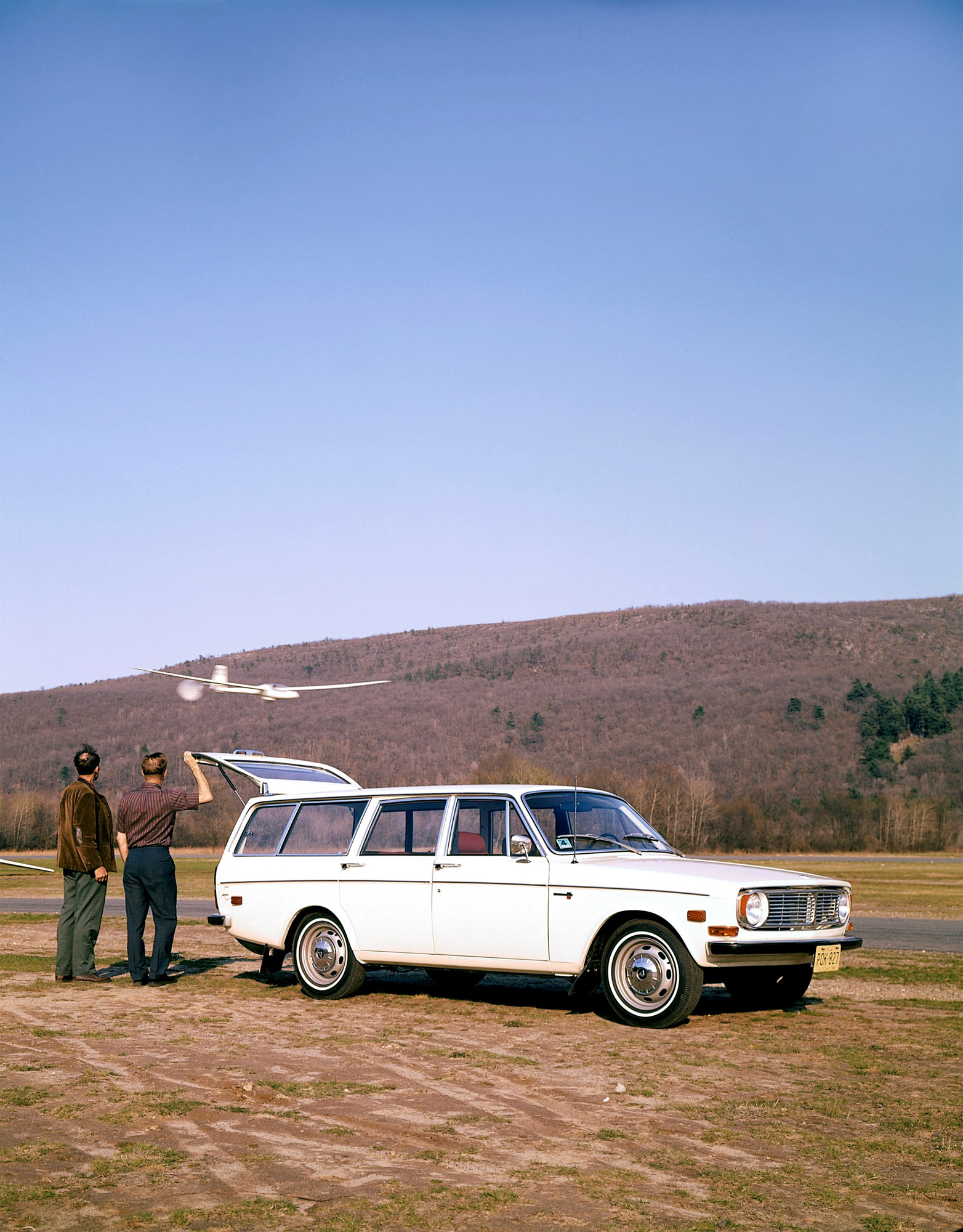 Volvo 145 photo #12