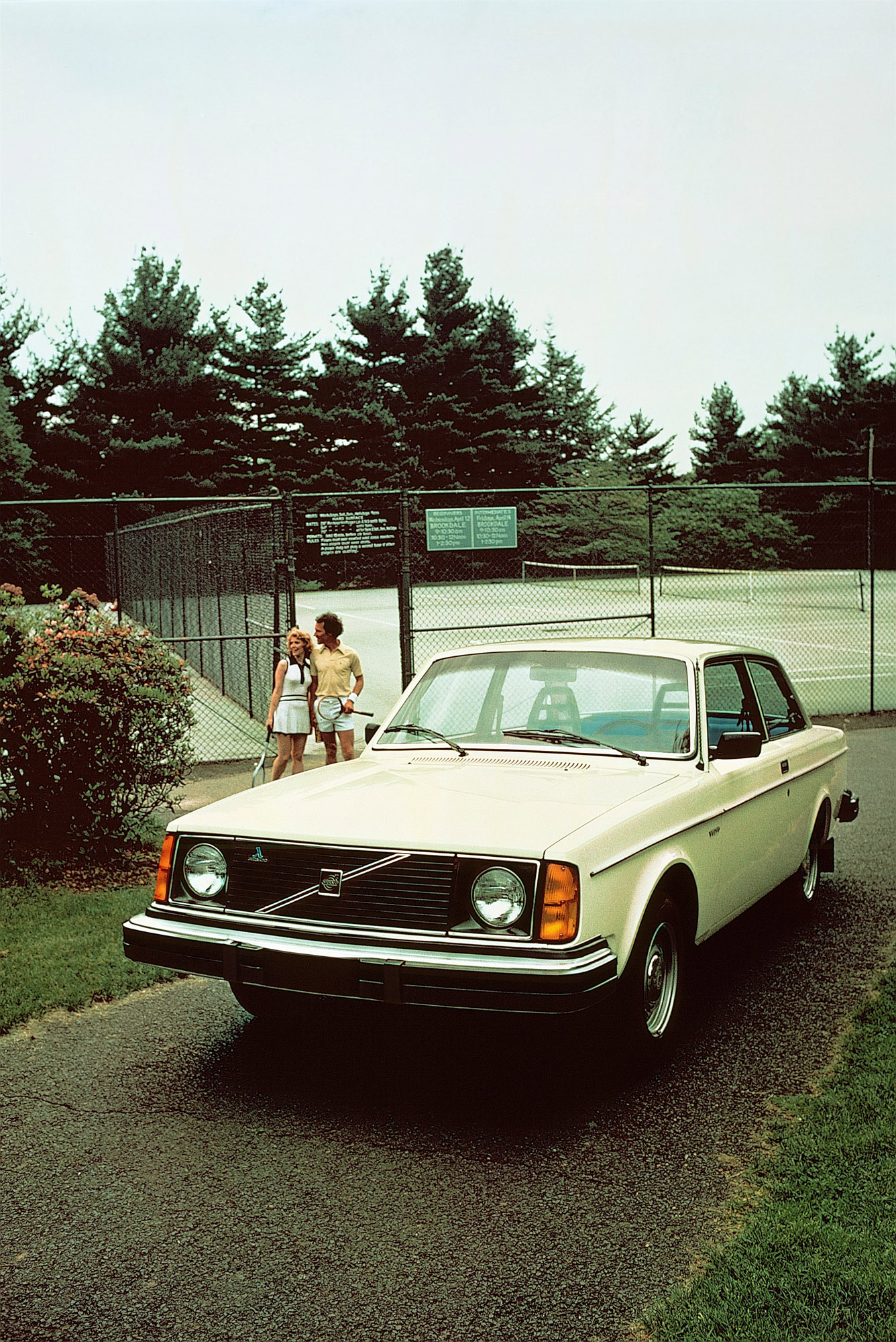 Volvo 242 photo #5