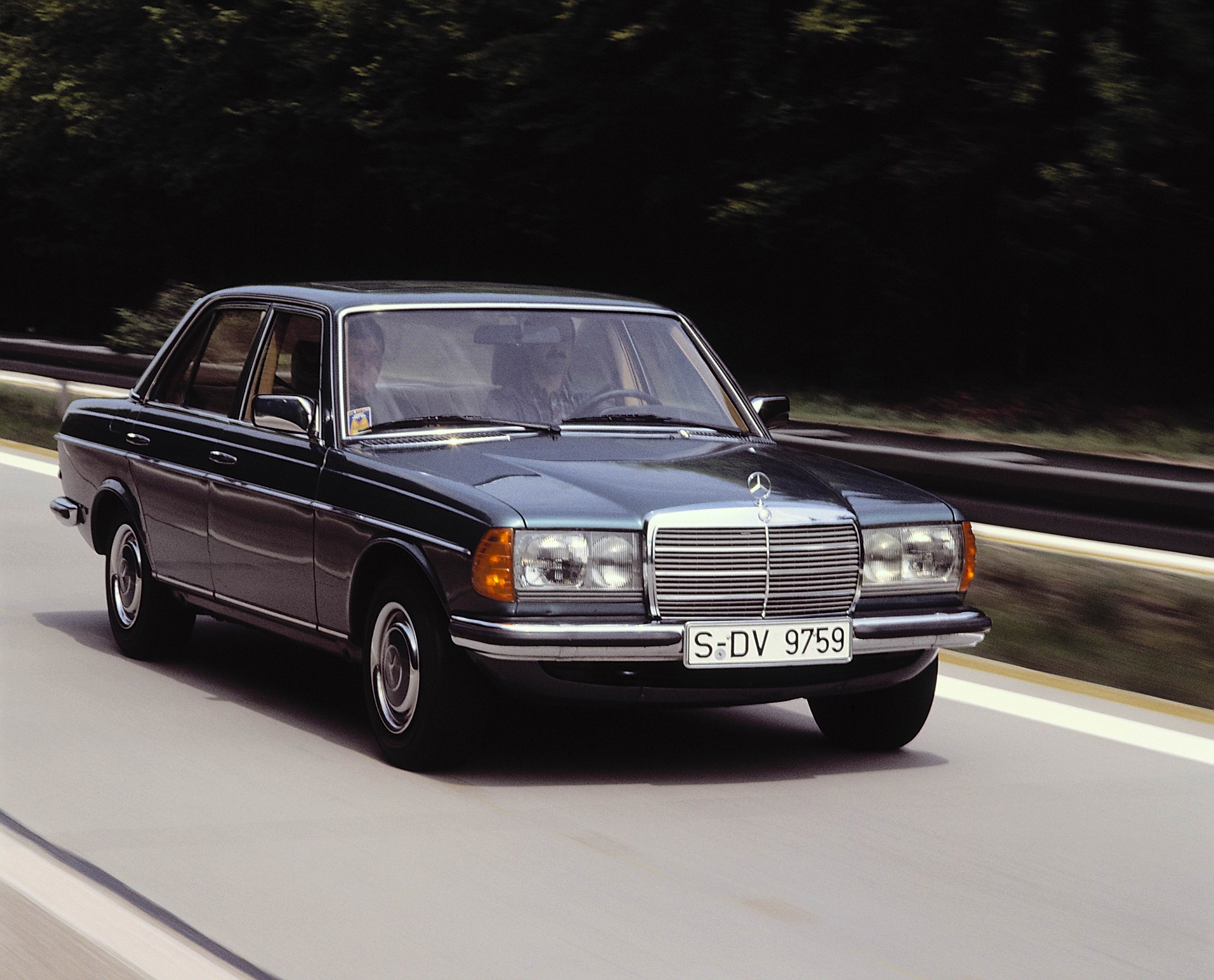 Mercedes-Benz 123 series photo #2