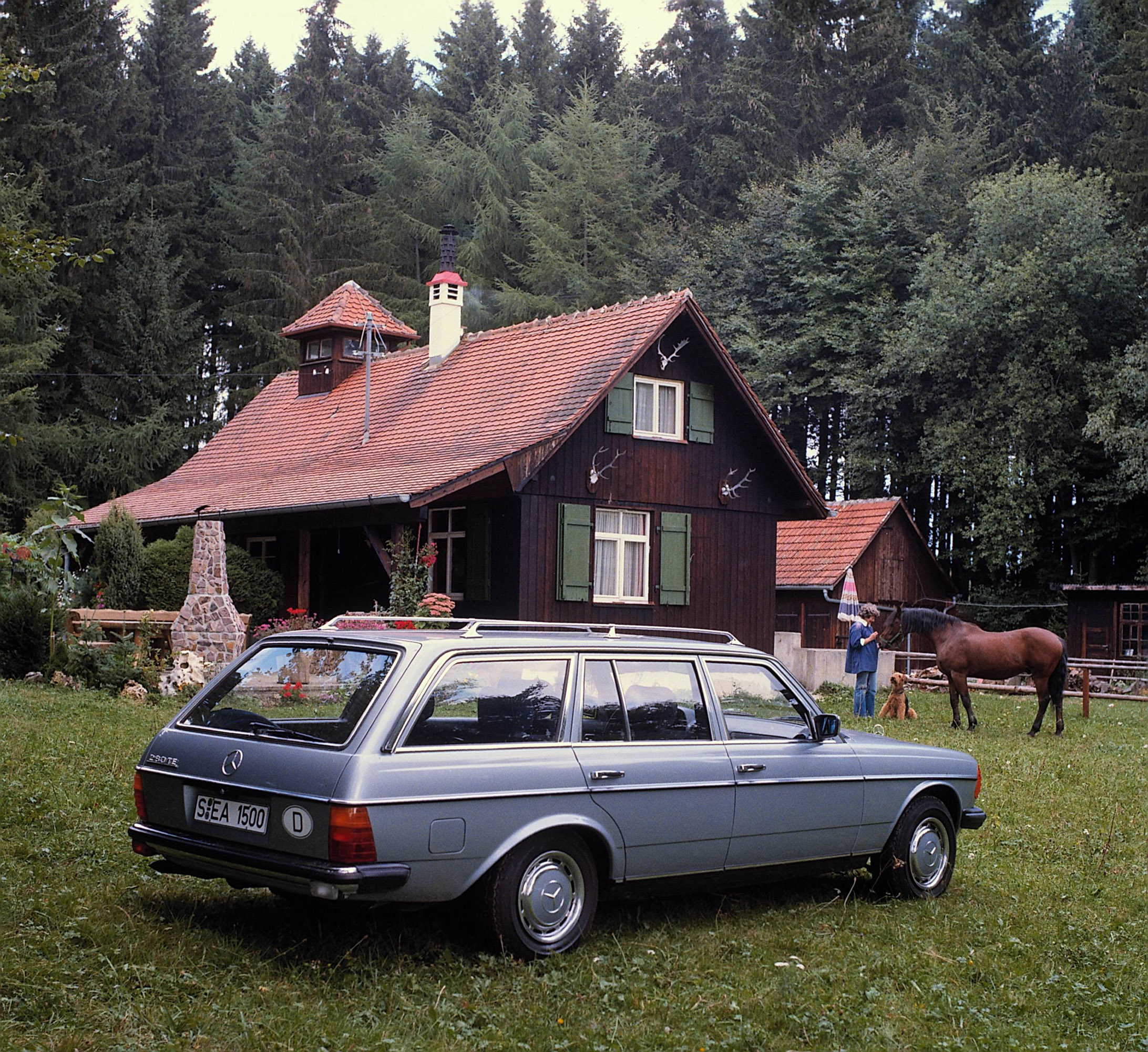 Mercedes-Benz 123 series photo #20