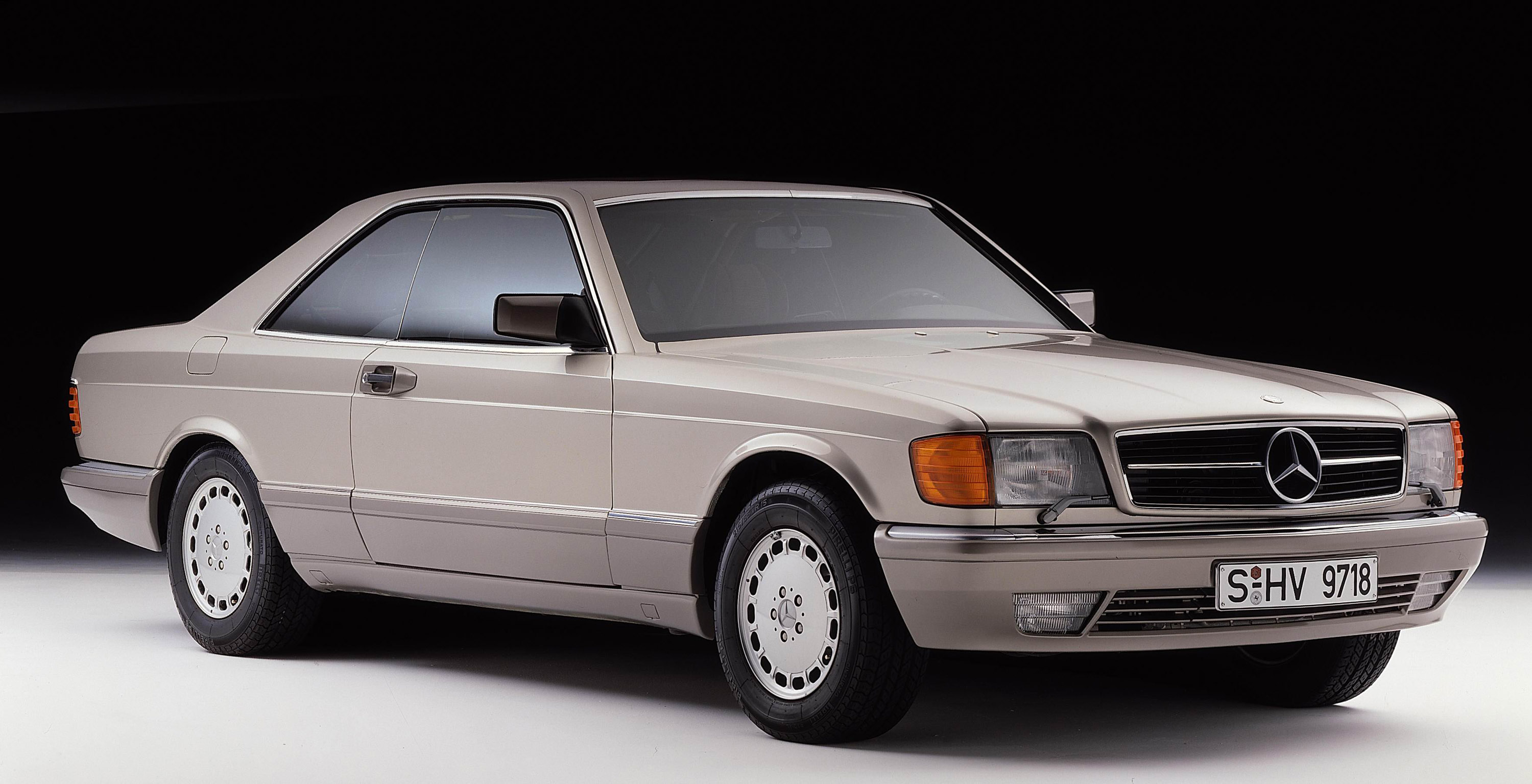 Mercedes-Benz S-Class W126 photo #2