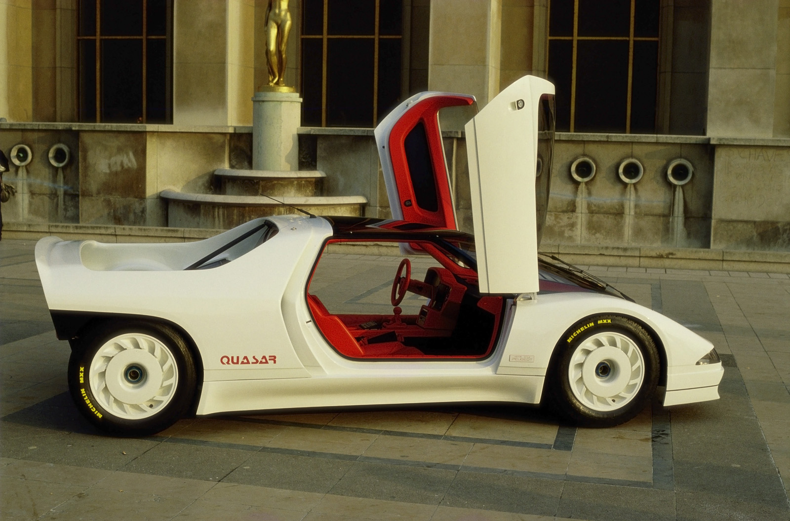Peugeot Quasar Concept photo #2