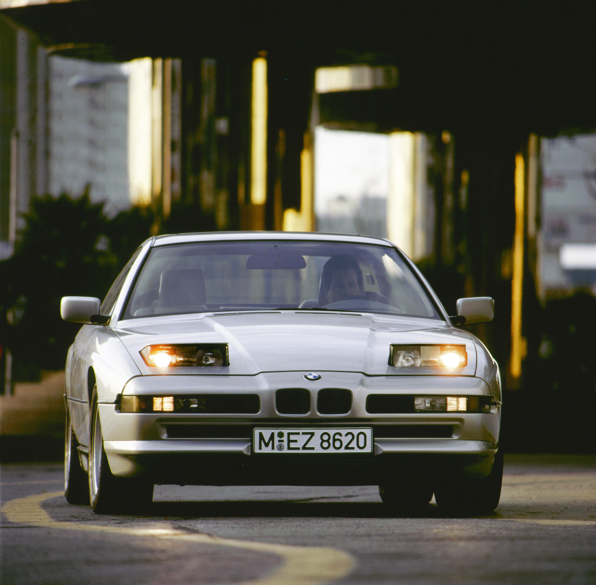 BMW 8 Series photo #3