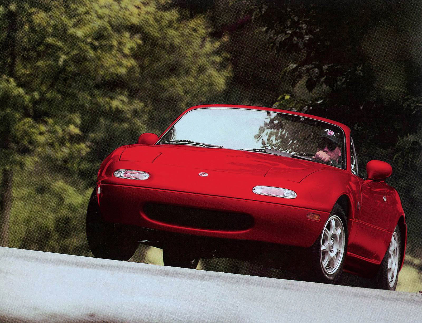 Mazda MX-5 photo #2