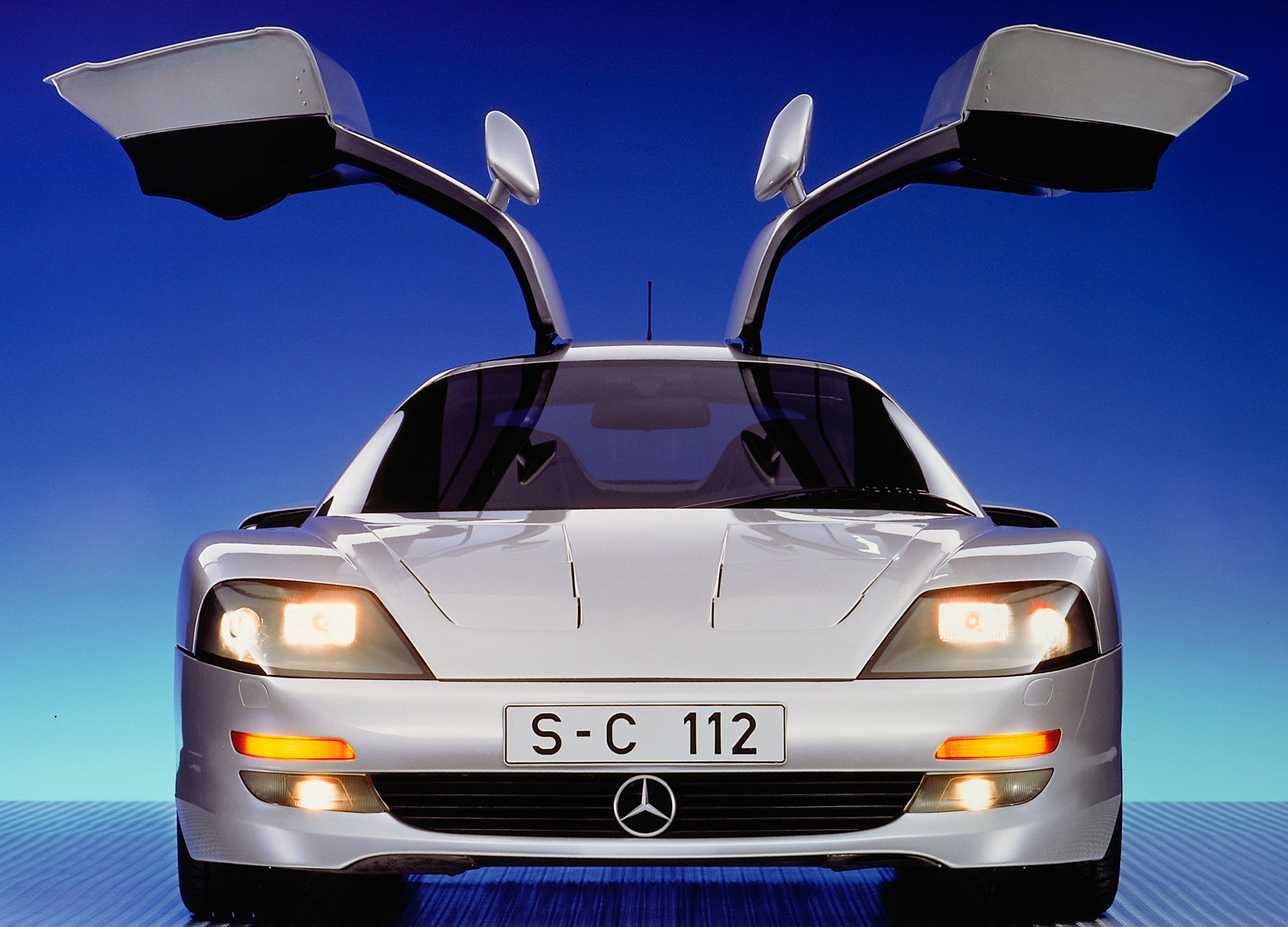 Mercedes-Benz C112 Concept photo #2
