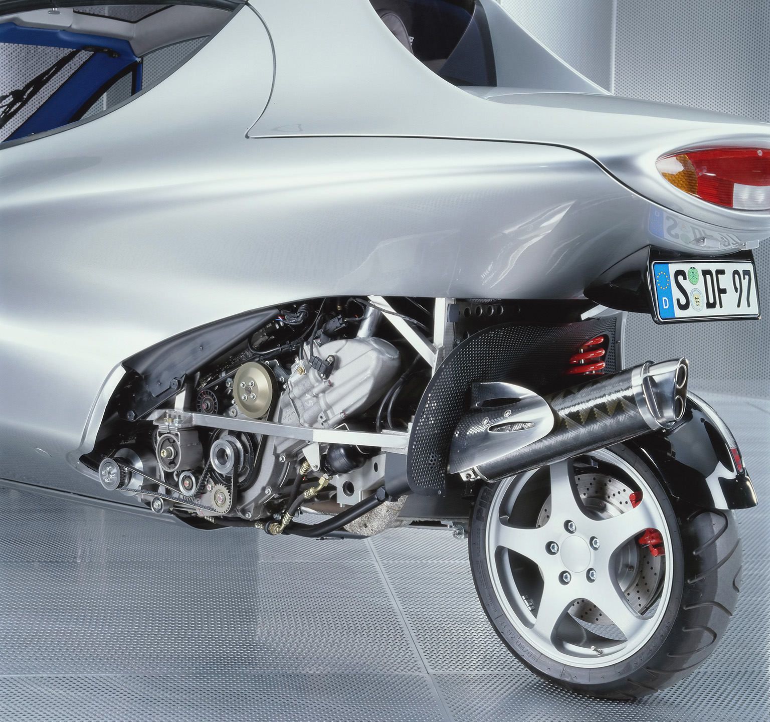 Mercedes-Benz F 300 Concept photo #16