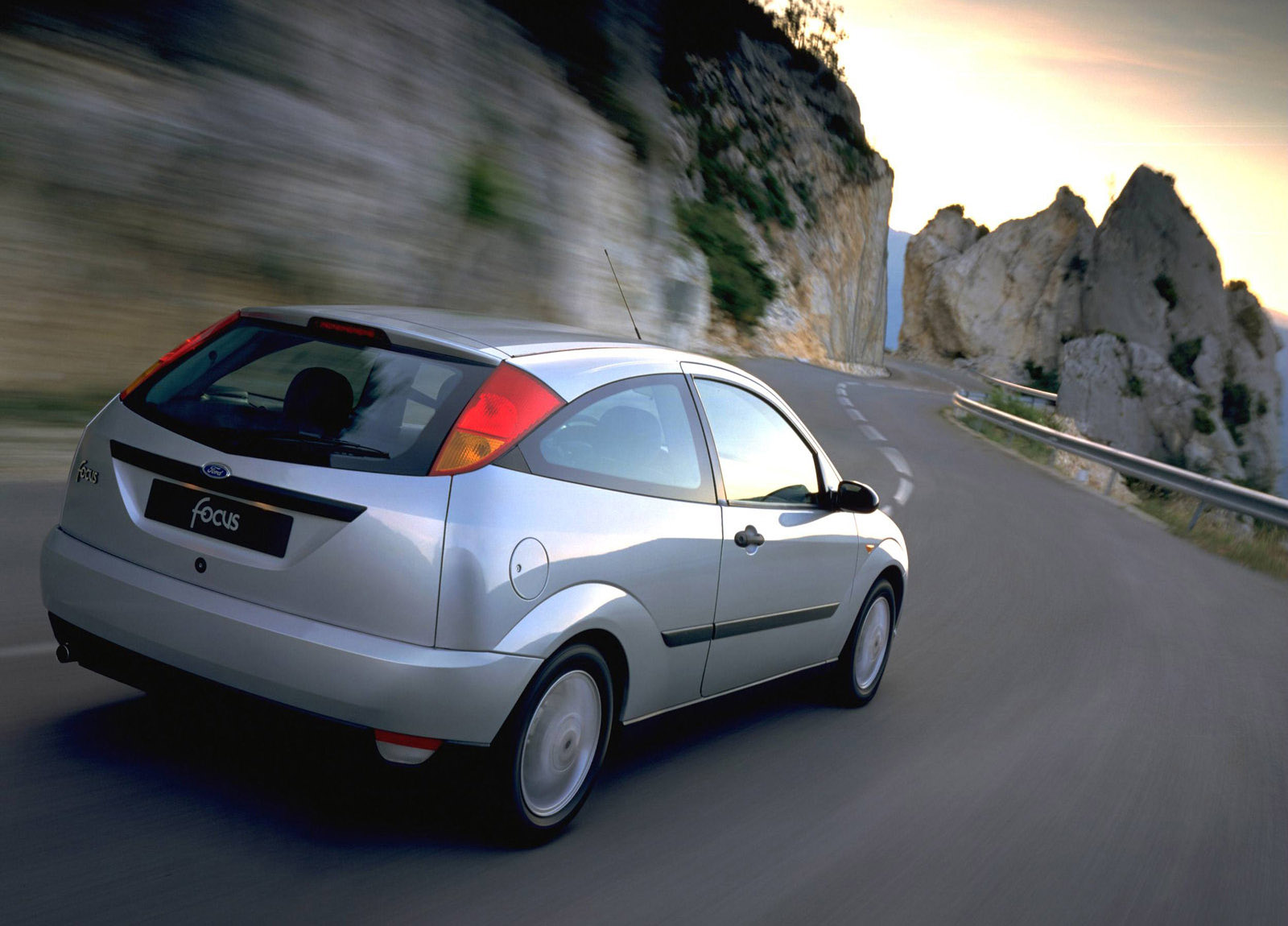 Ford Focus photo #9