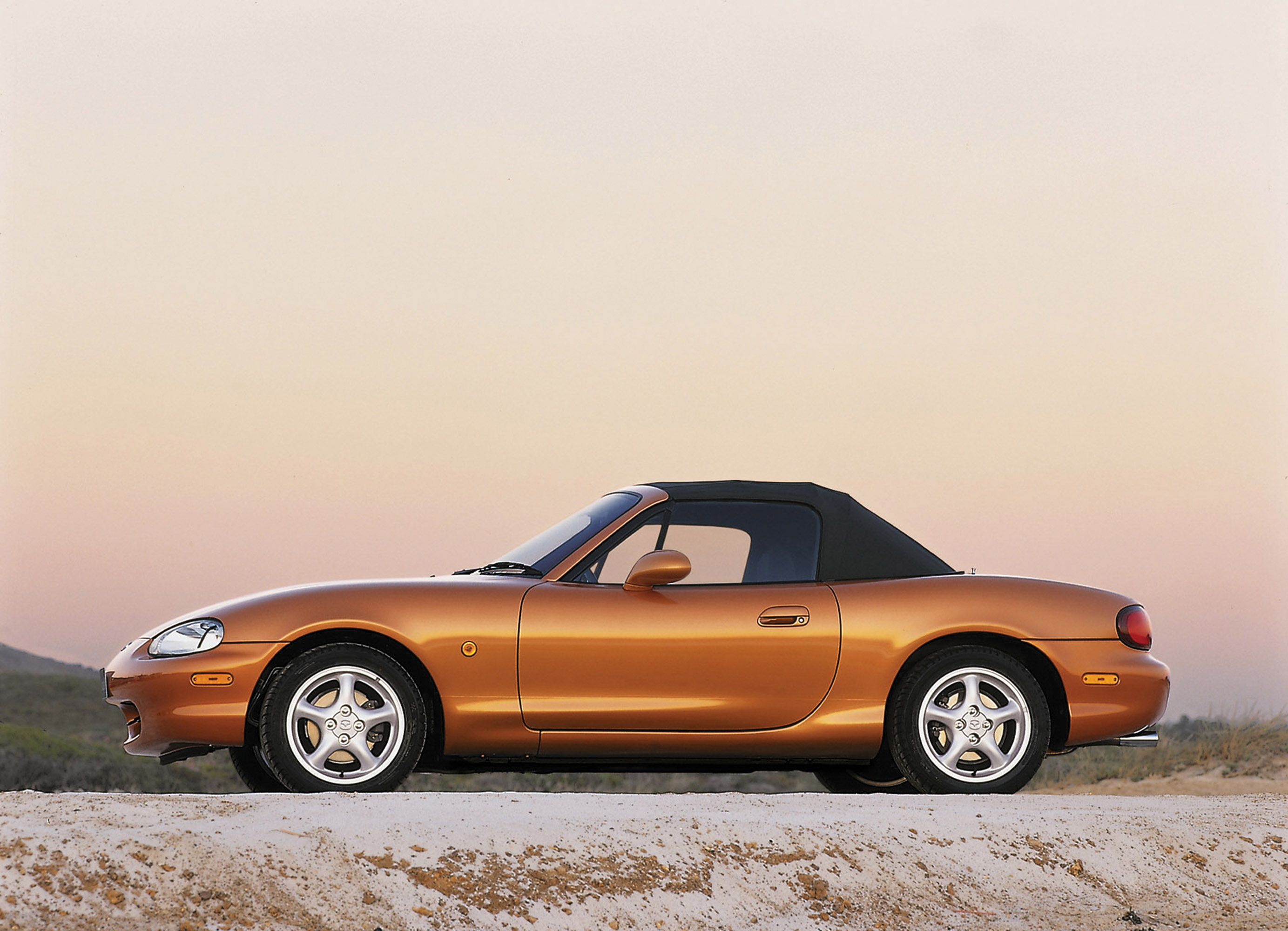 Mazda MX-5 photo #15
