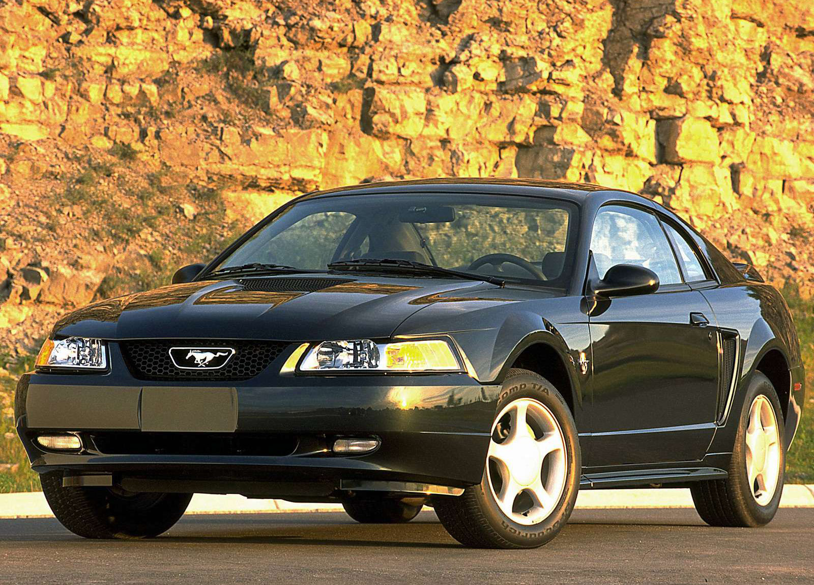 Ford Mustang GT photo #4