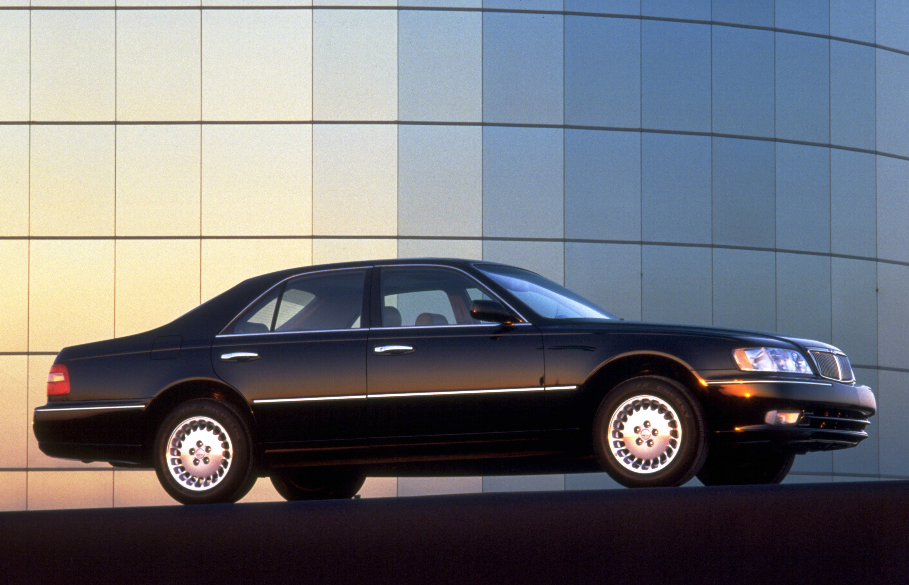 Infiniti Q45 photo #2