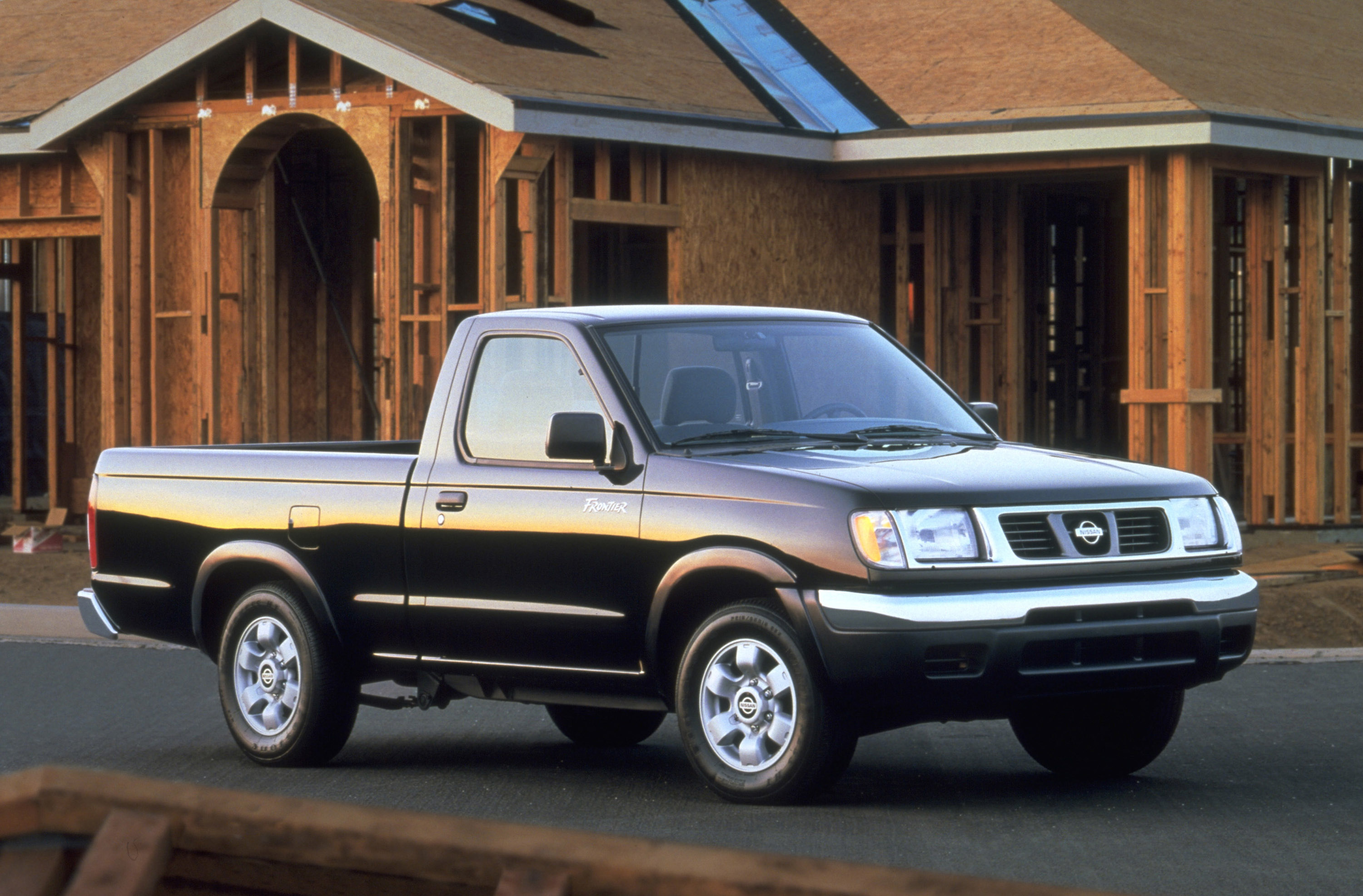 Nissan Frontier photo #1