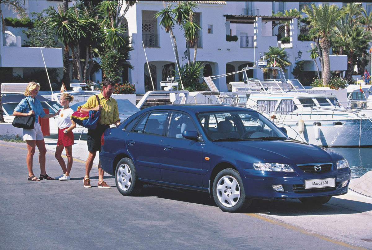 Mazda 626 photo #6