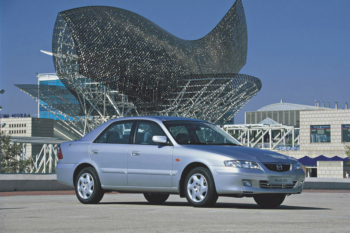 Mazda 626 photo #8