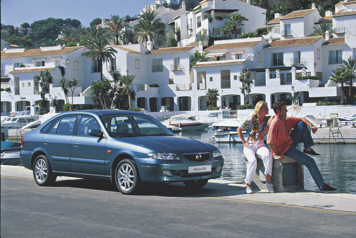 Mazda 626 photo #11