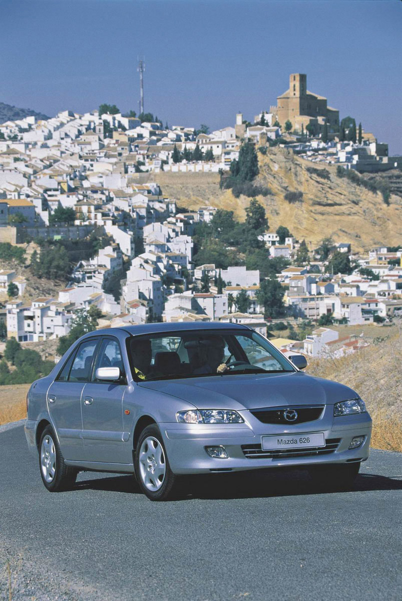 Mazda 626 photo #13