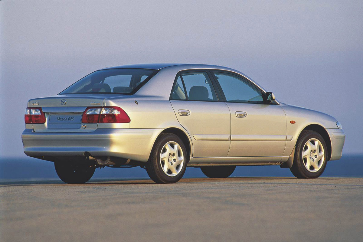 Mazda 626 photo #16