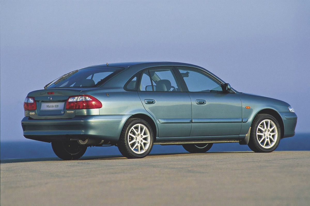 Mazda 626 photo #17