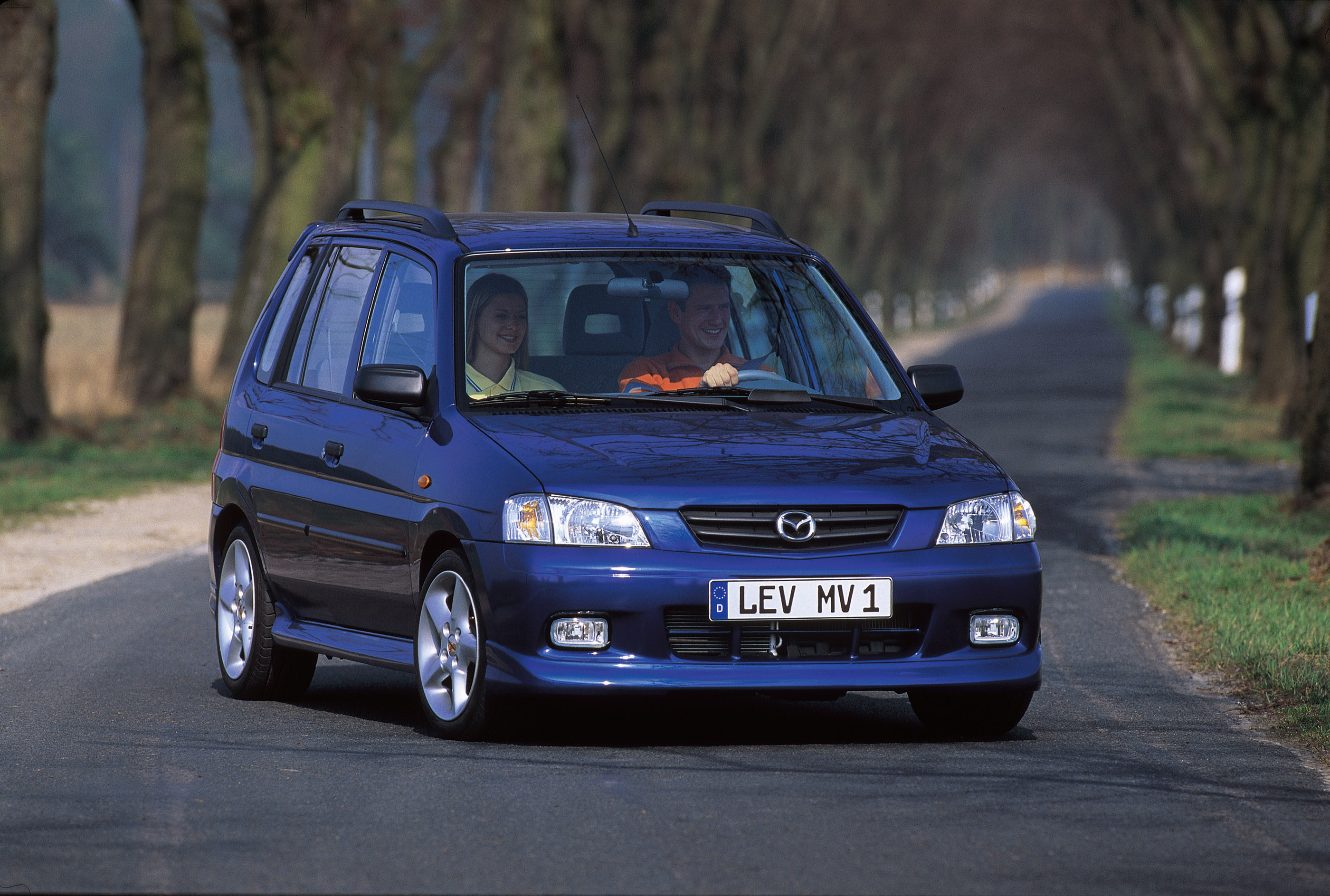 Mazda Demio photo #2