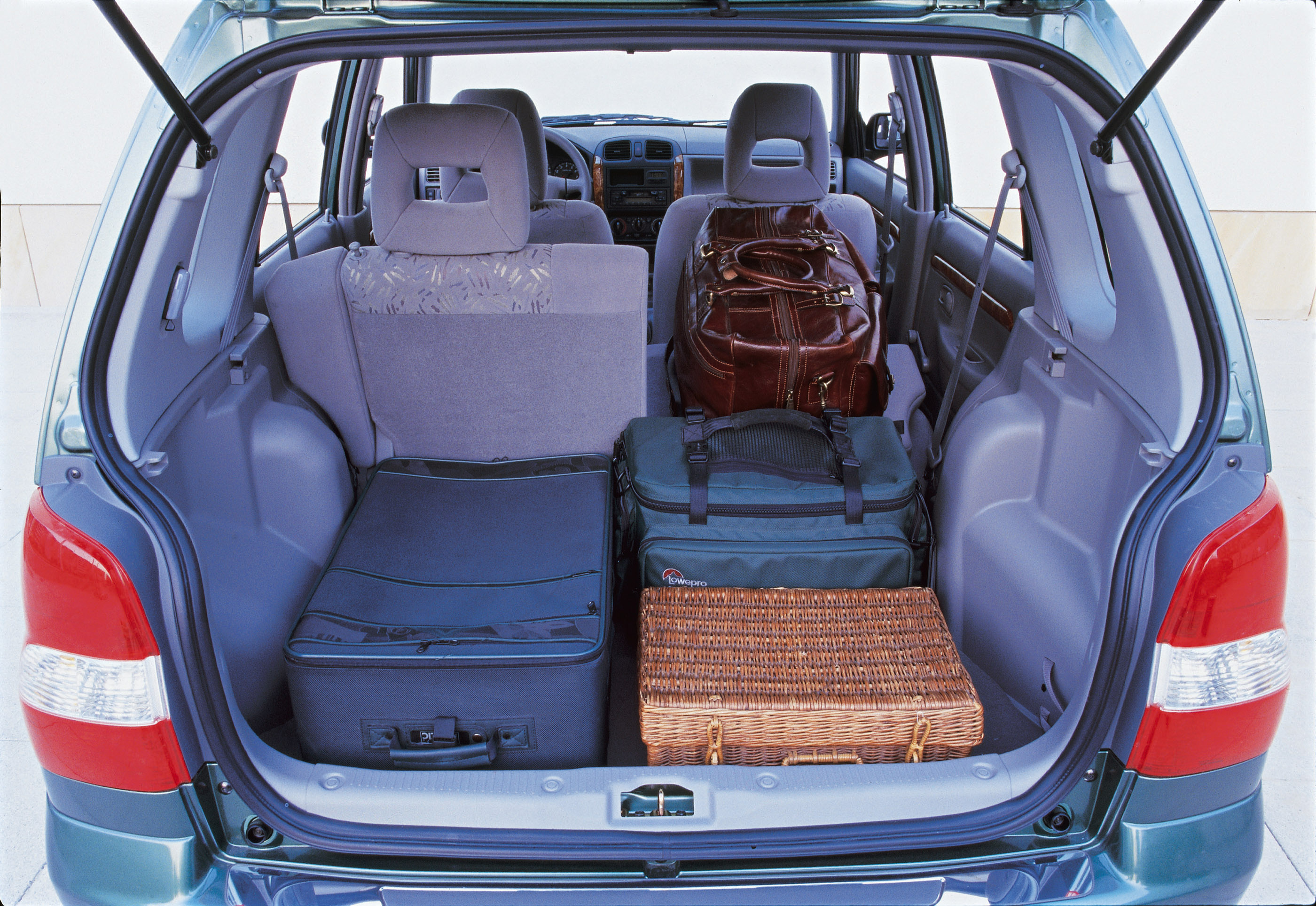 Mazda Demio photo #18