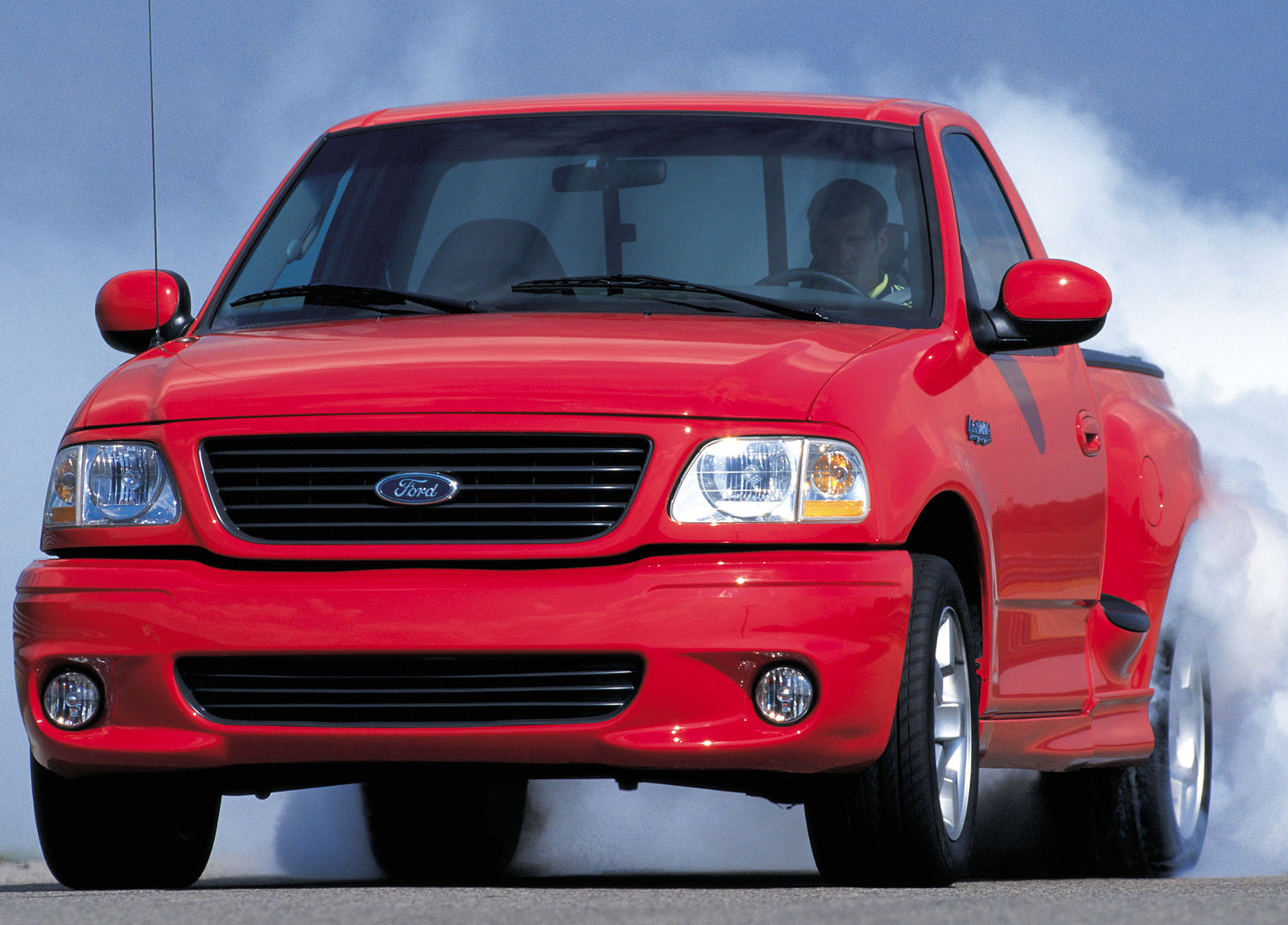 Ford F-150 SVT Lightning photo #1