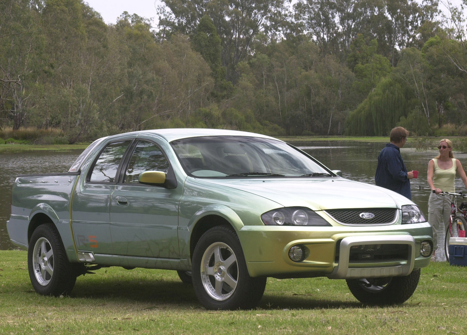 Ford R5 Concept photo #2