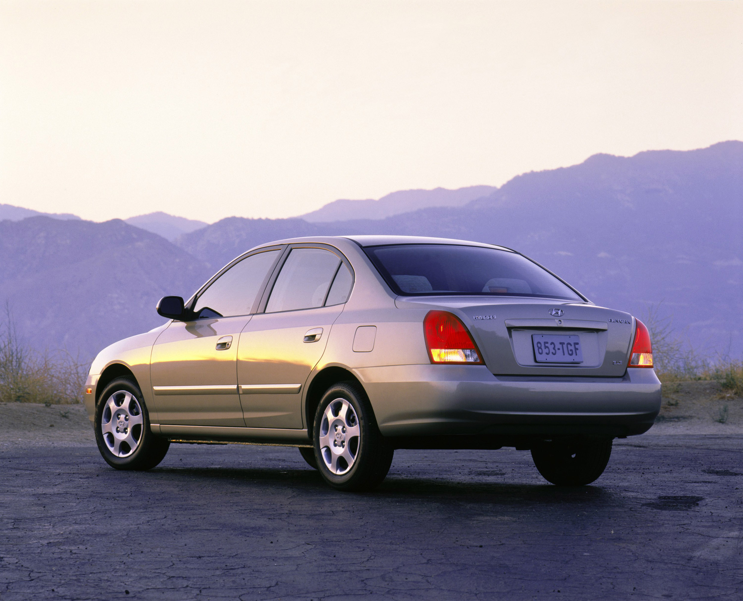 Hyundai Elantra GLS photo #4