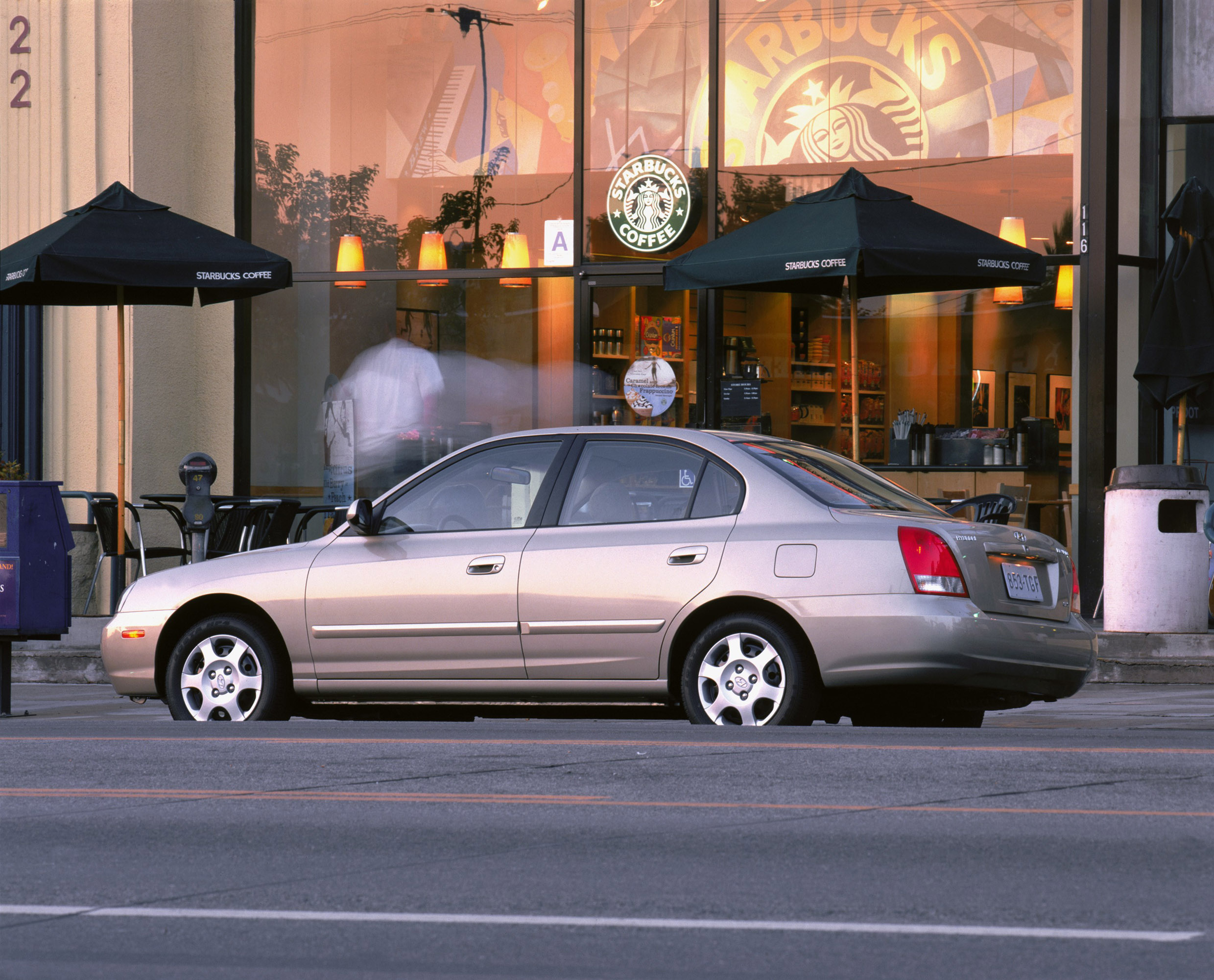 Hyundai Elantra GLS photo #5
