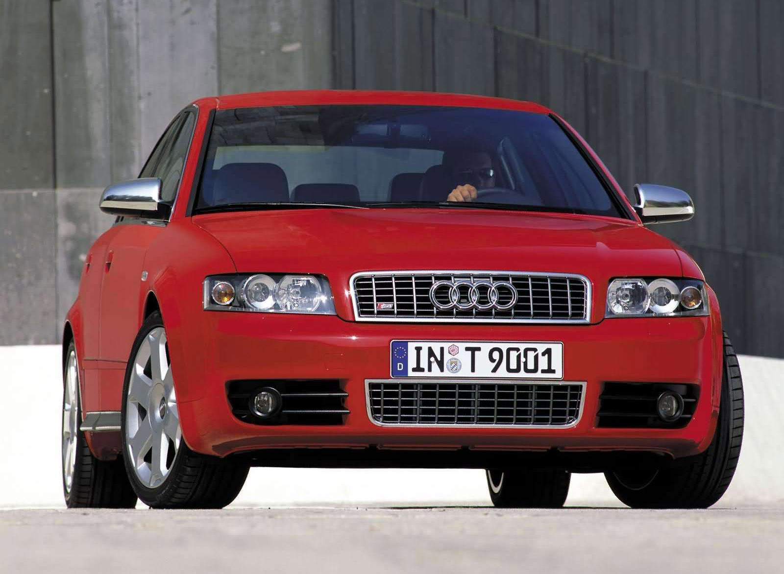 Audi S4 photo #1