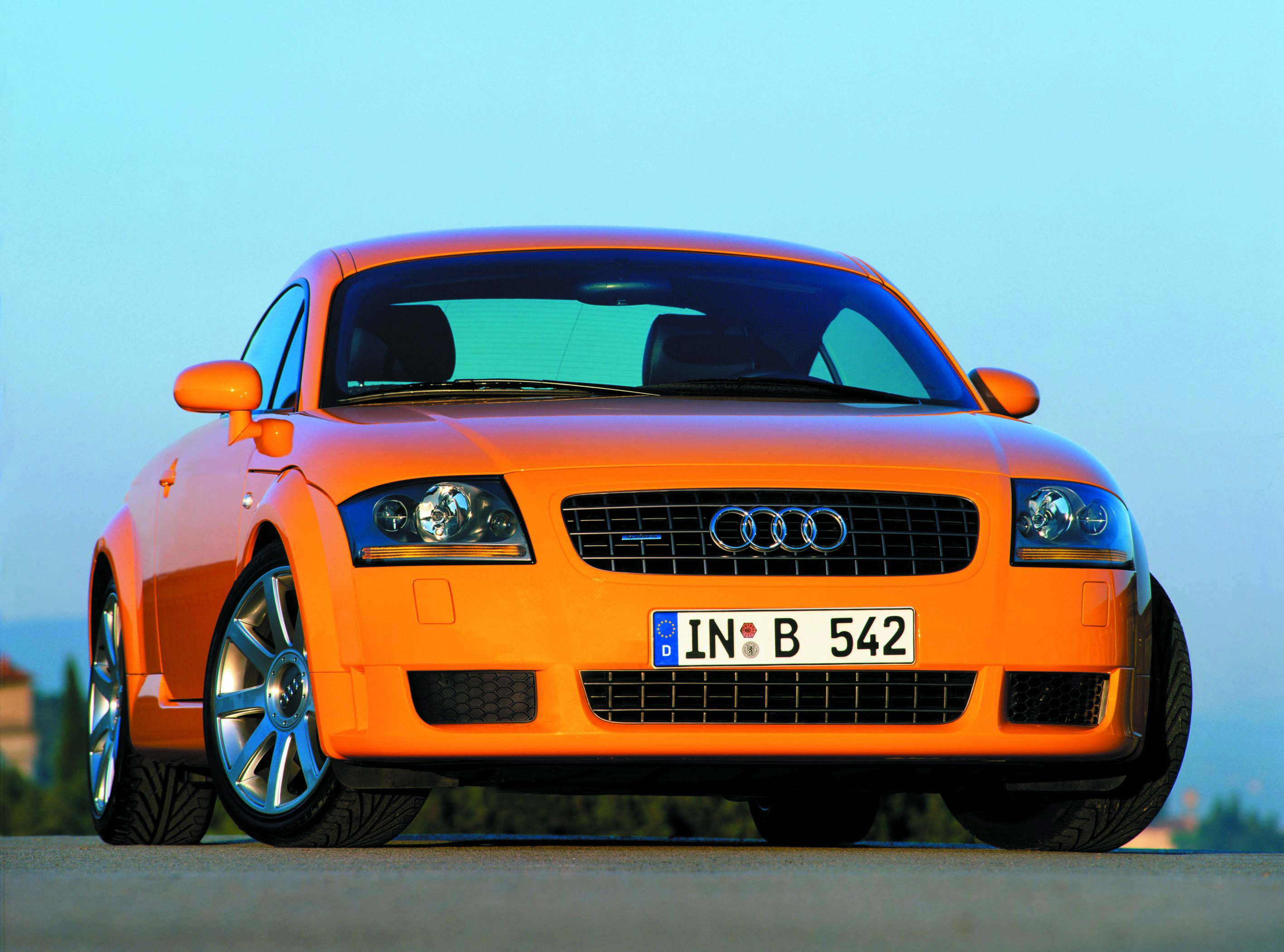 Audi TT 3.2 quattro photo #1